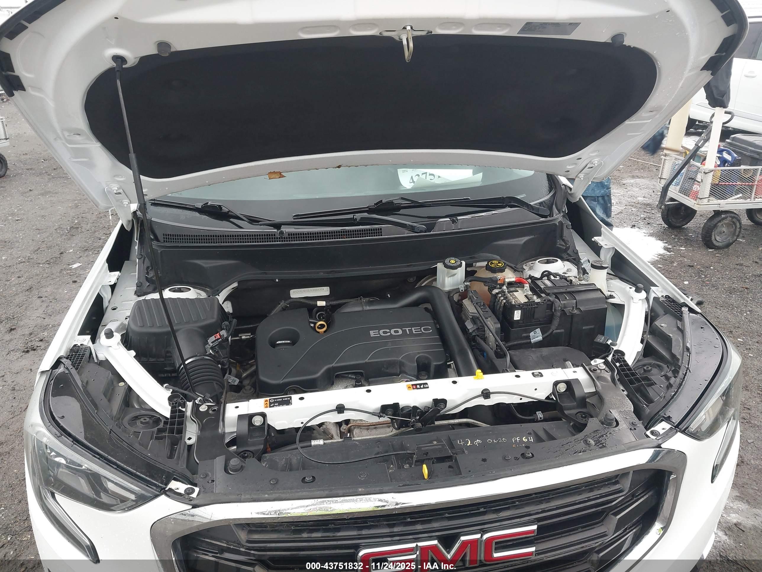 GMC TERRAIN image 10