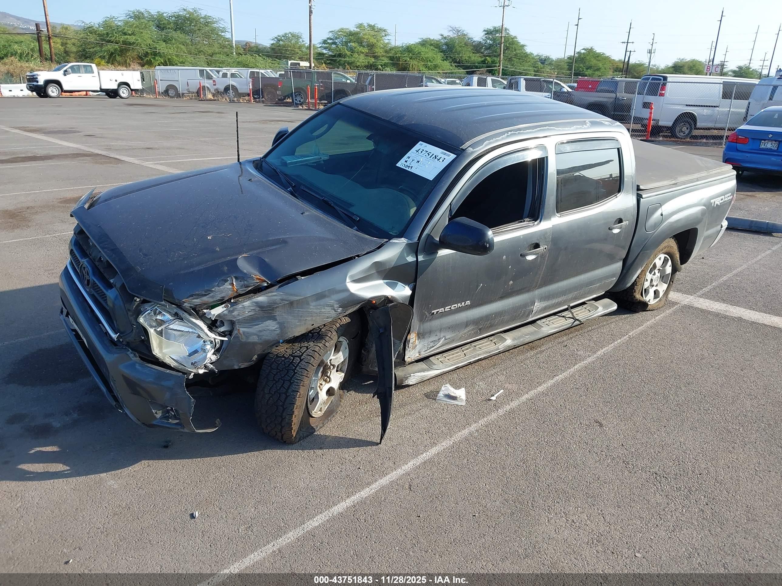 TOYOTA TACOMA image 2