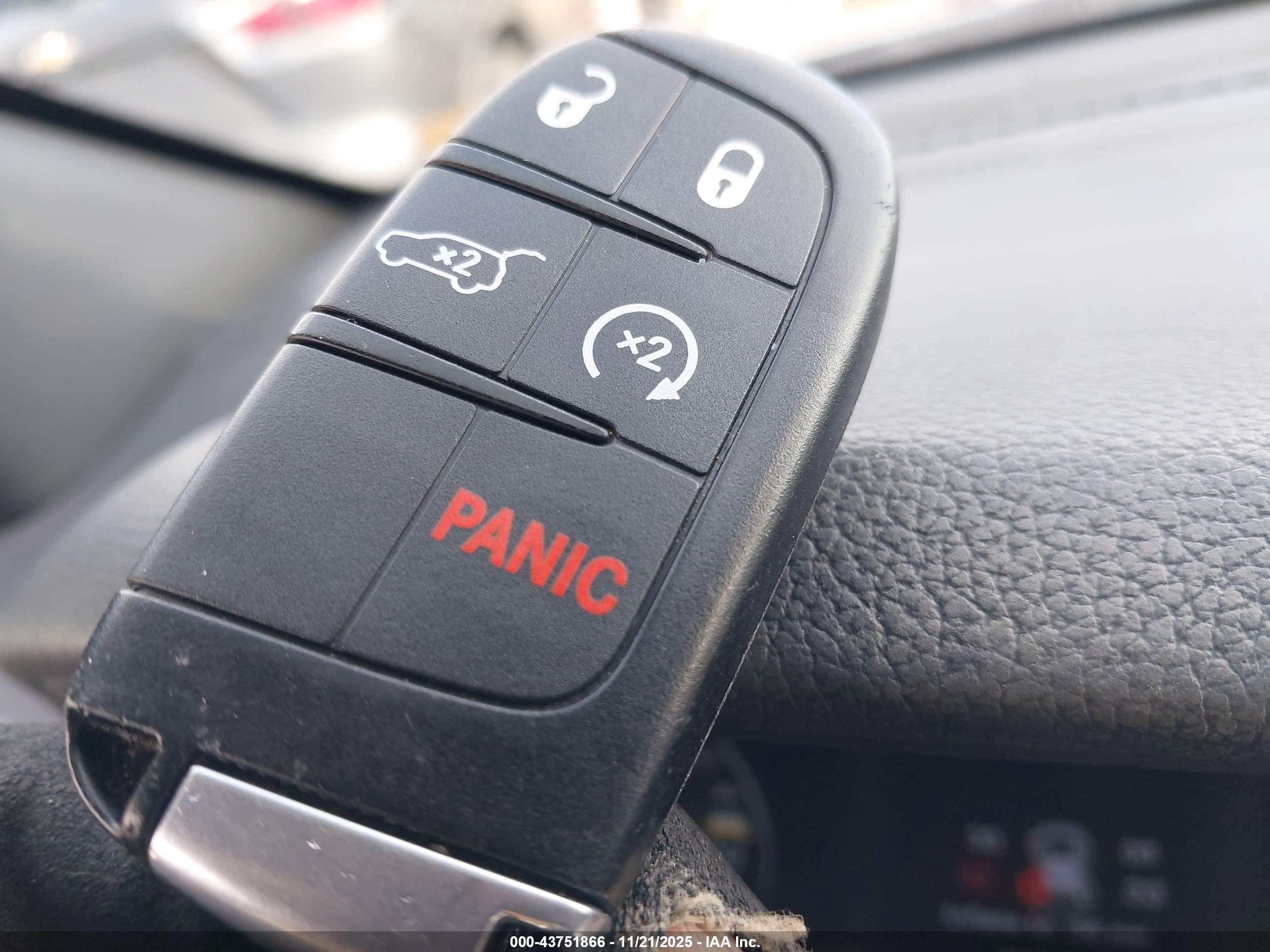 JEEP GRAND image 11