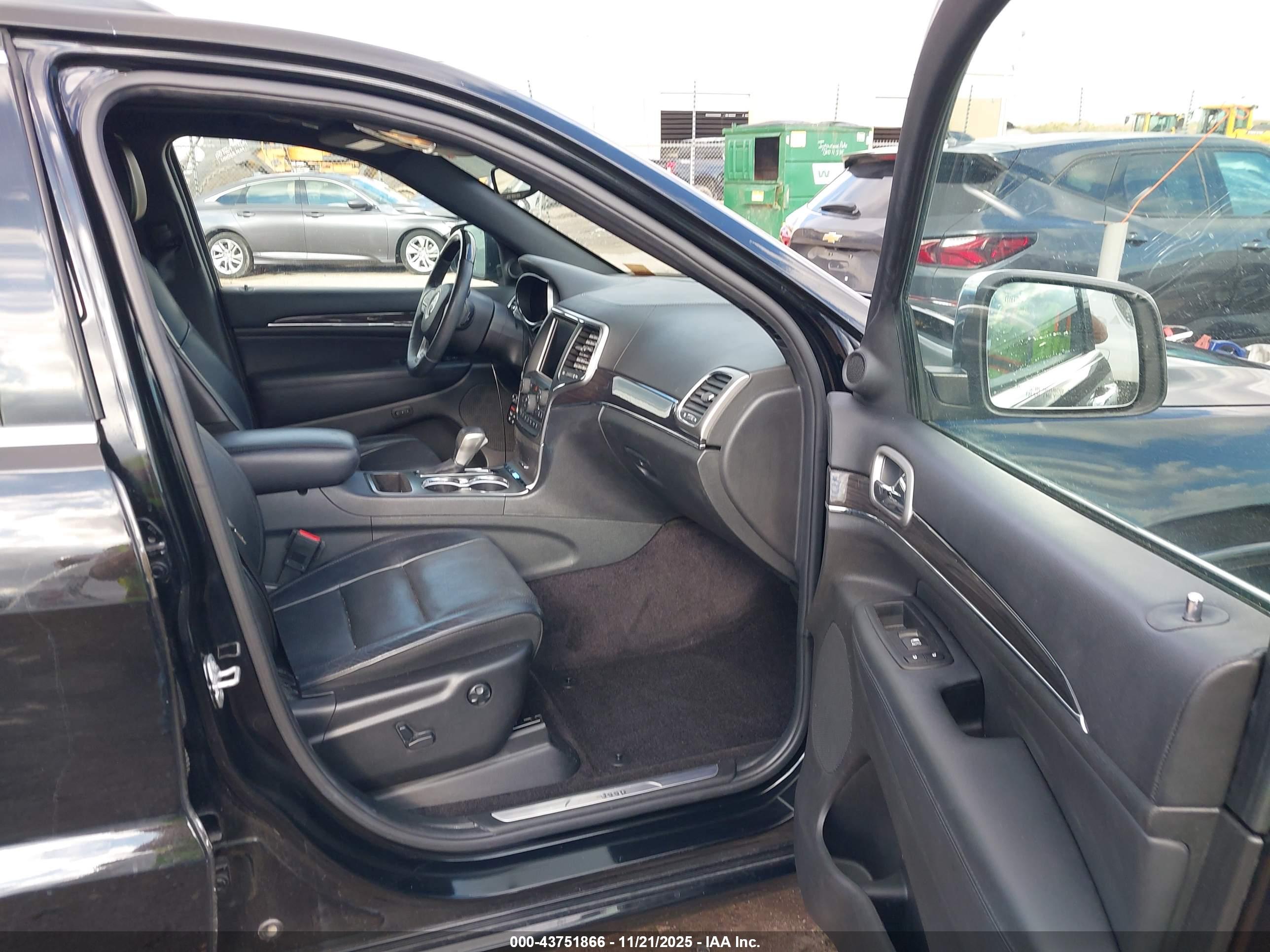 JEEP GRAND image 5