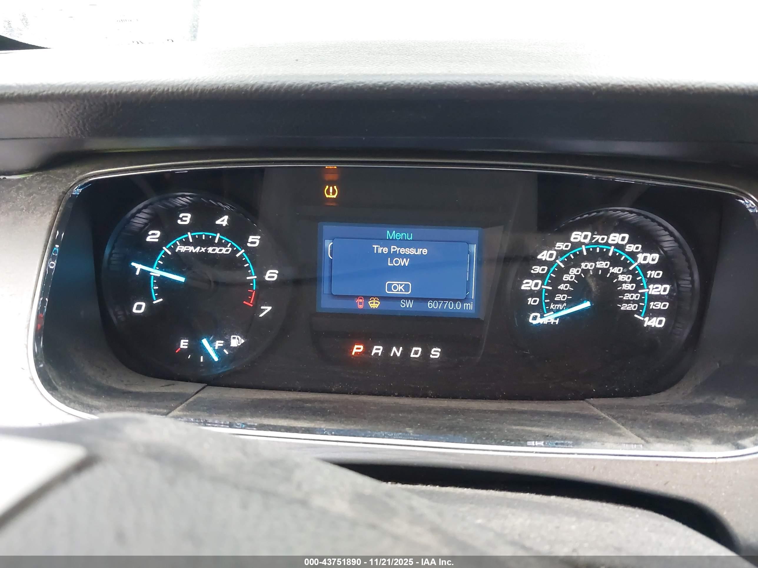 FORD TAURUS image 7