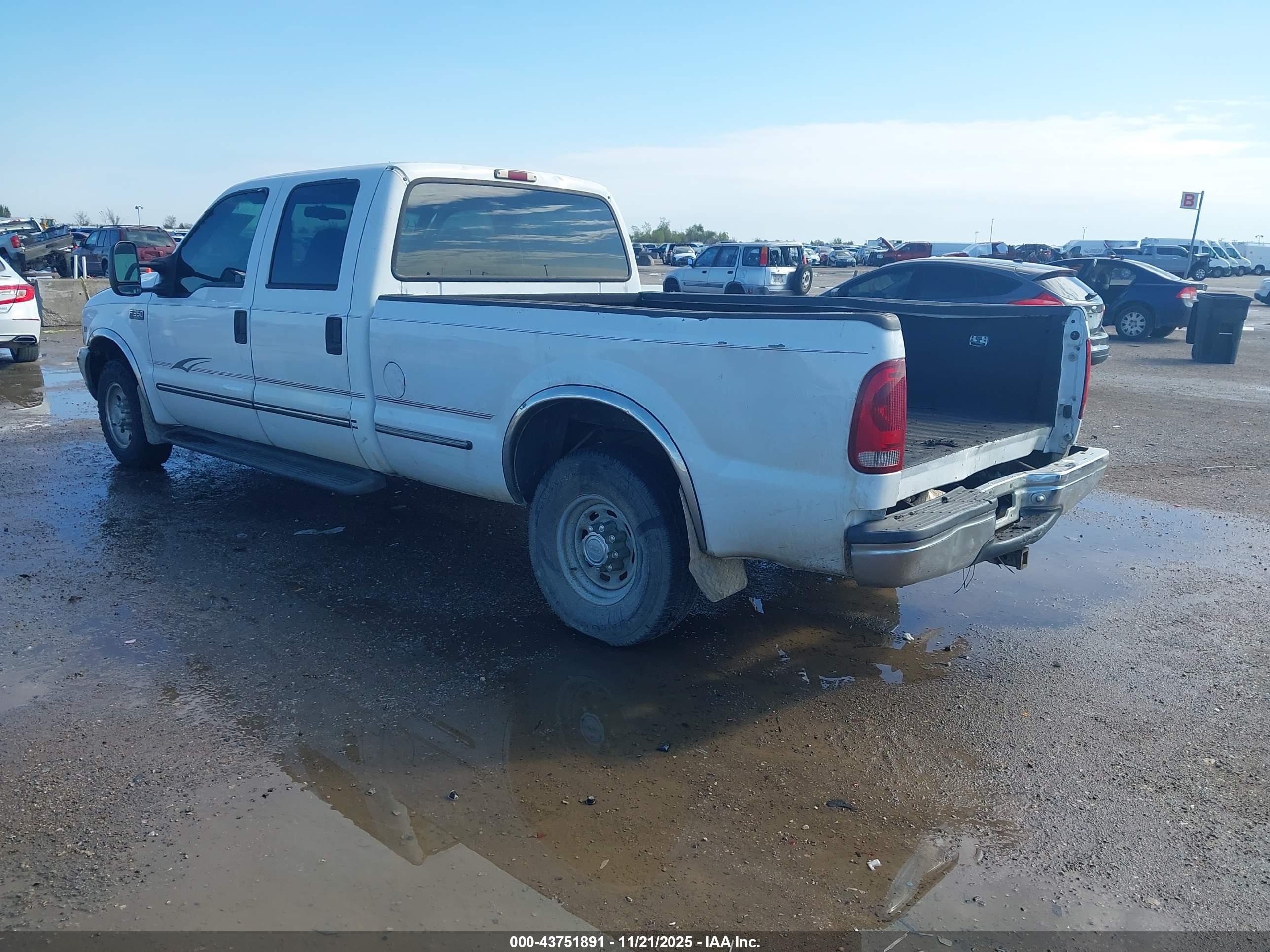 FORD F-350 image 3
