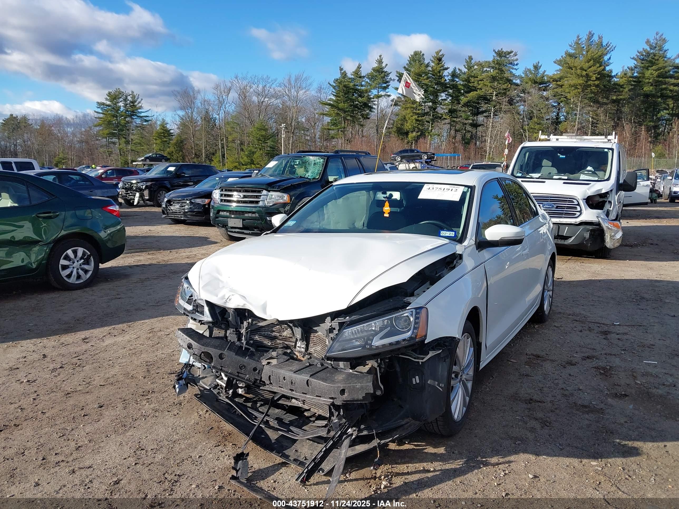VOLKSWAGEN JETTA image 2