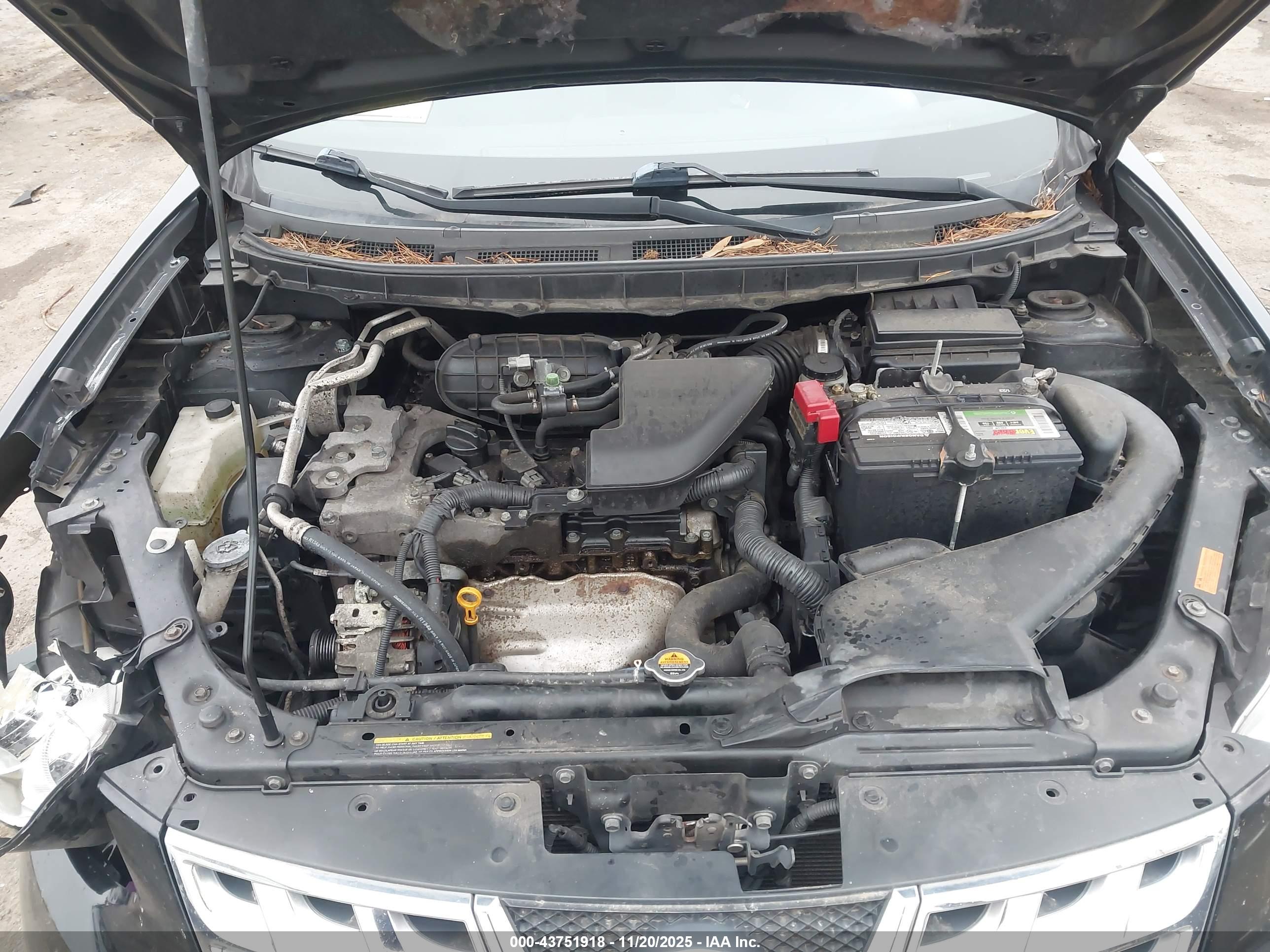 NISSAN ROGUE image 10