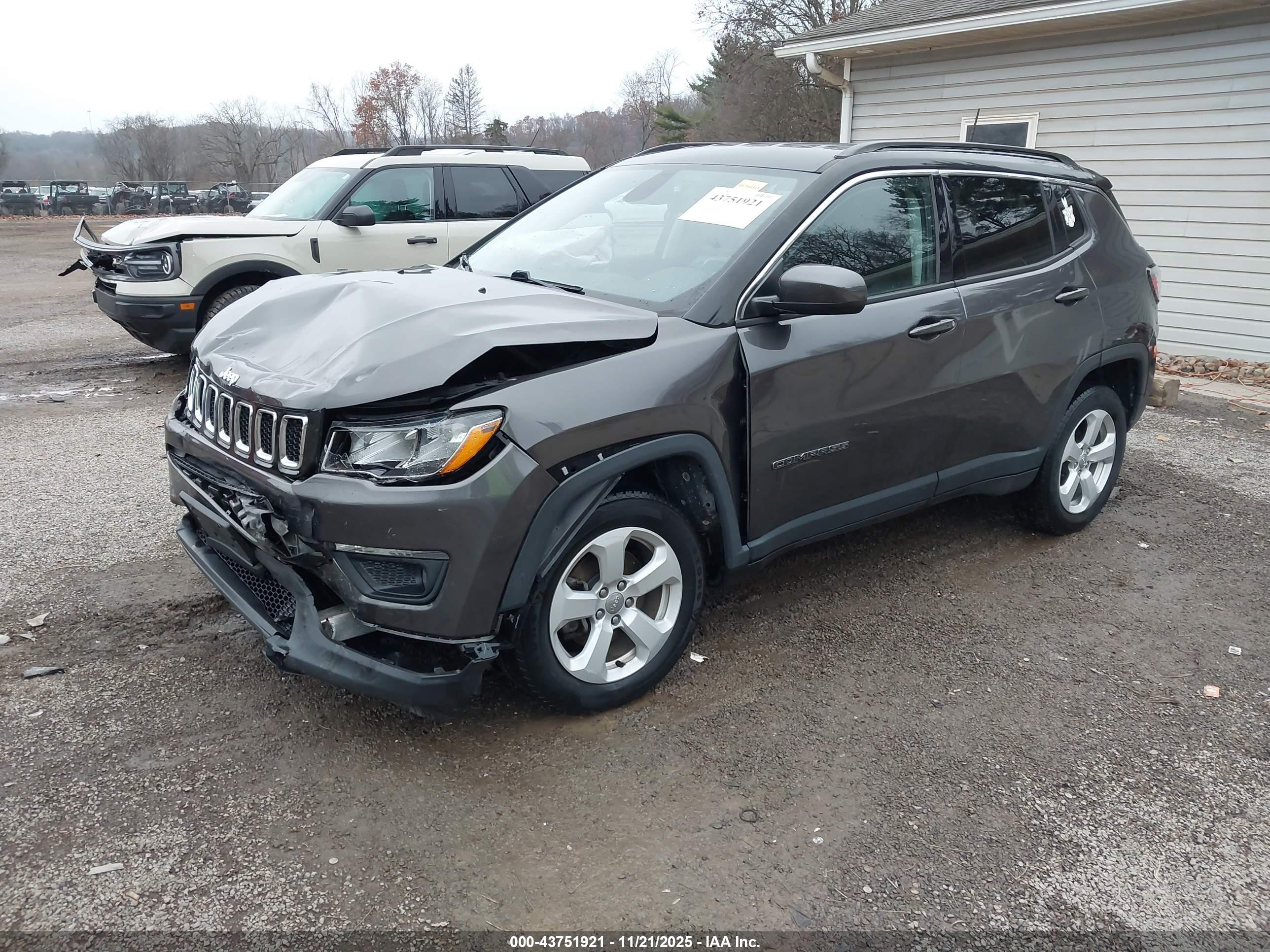 JEEP COMPASS image 2
