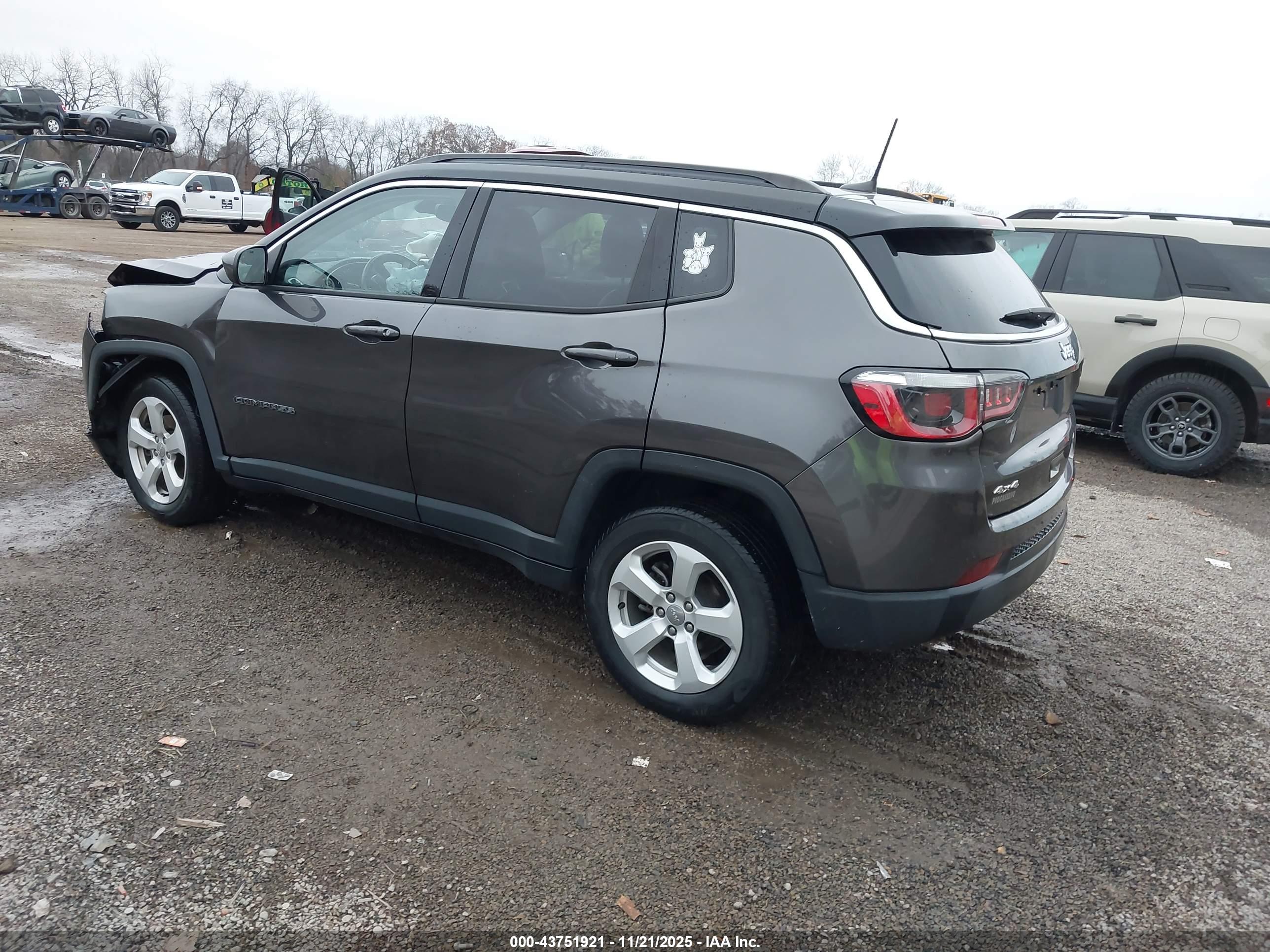 JEEP COMPASS image 3