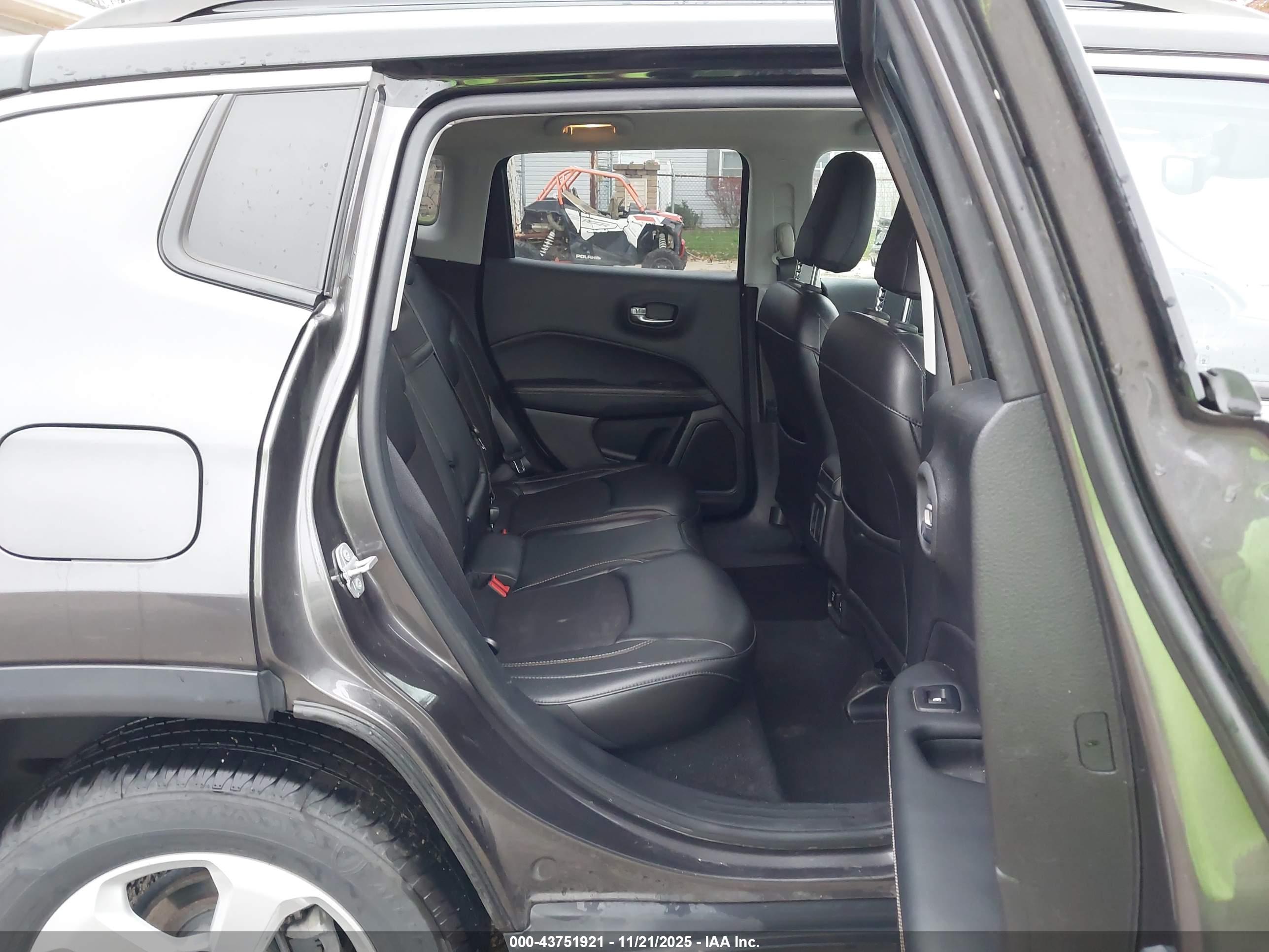 JEEP COMPASS image 8
