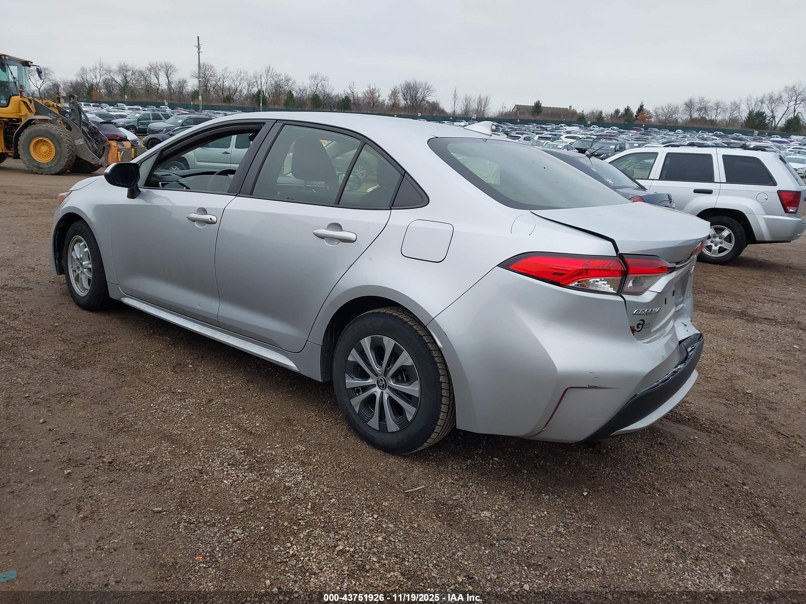 TOYOTA COROLLA image 3