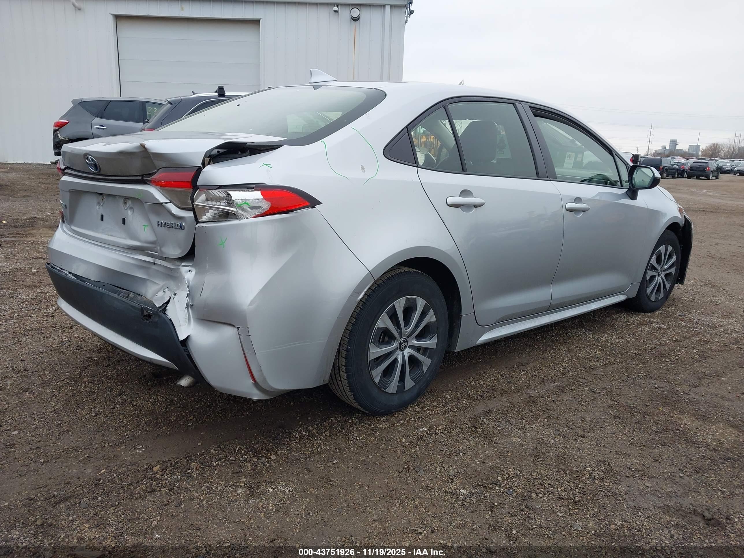 TOYOTA COROLLA image 4