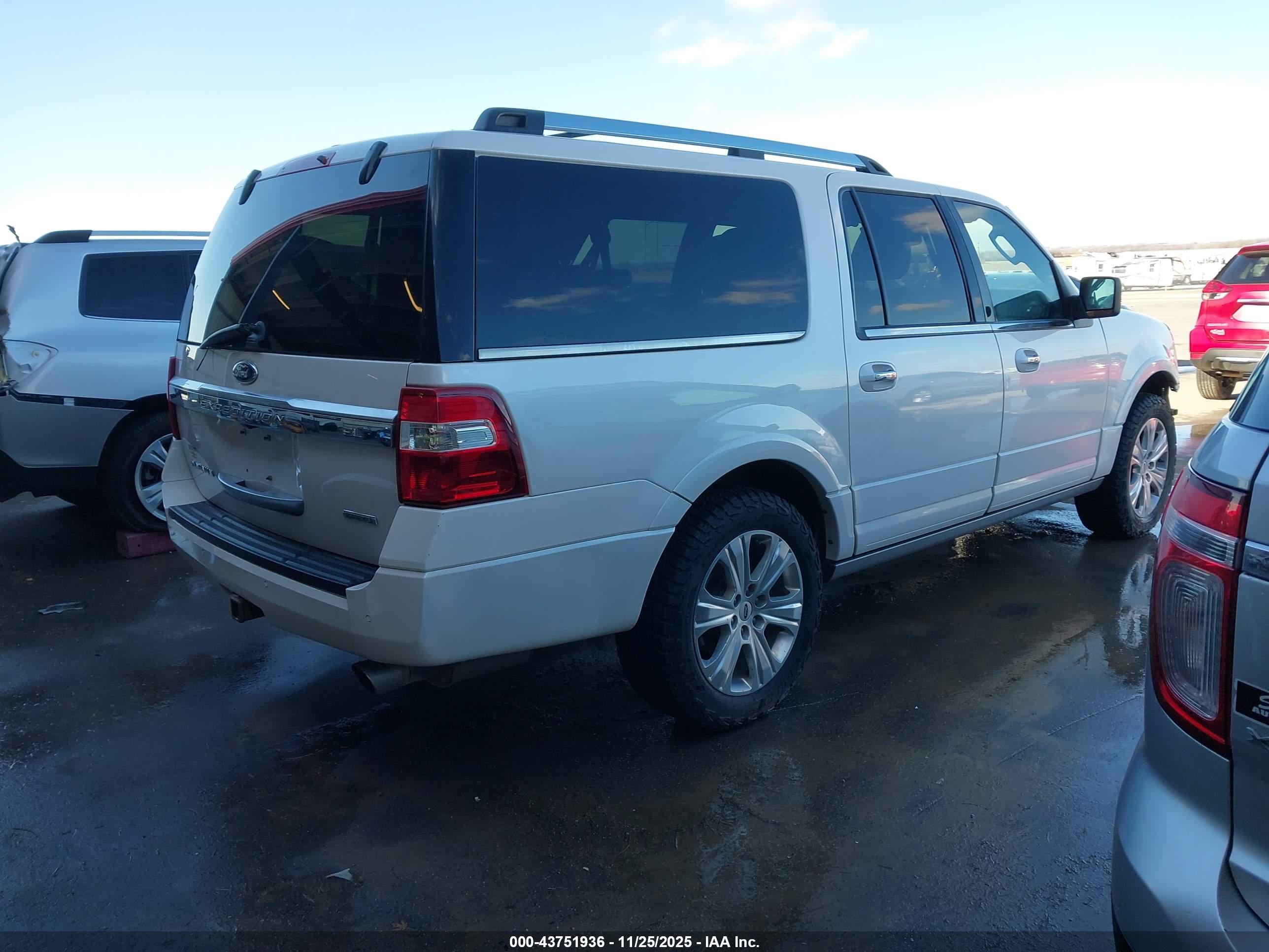 FORD EXPEDITION image 4
