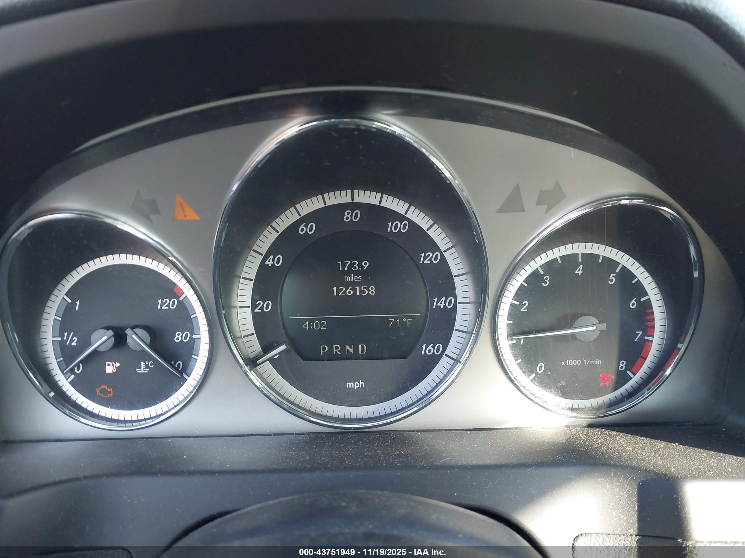 MERCEDES-BENZ C image 7