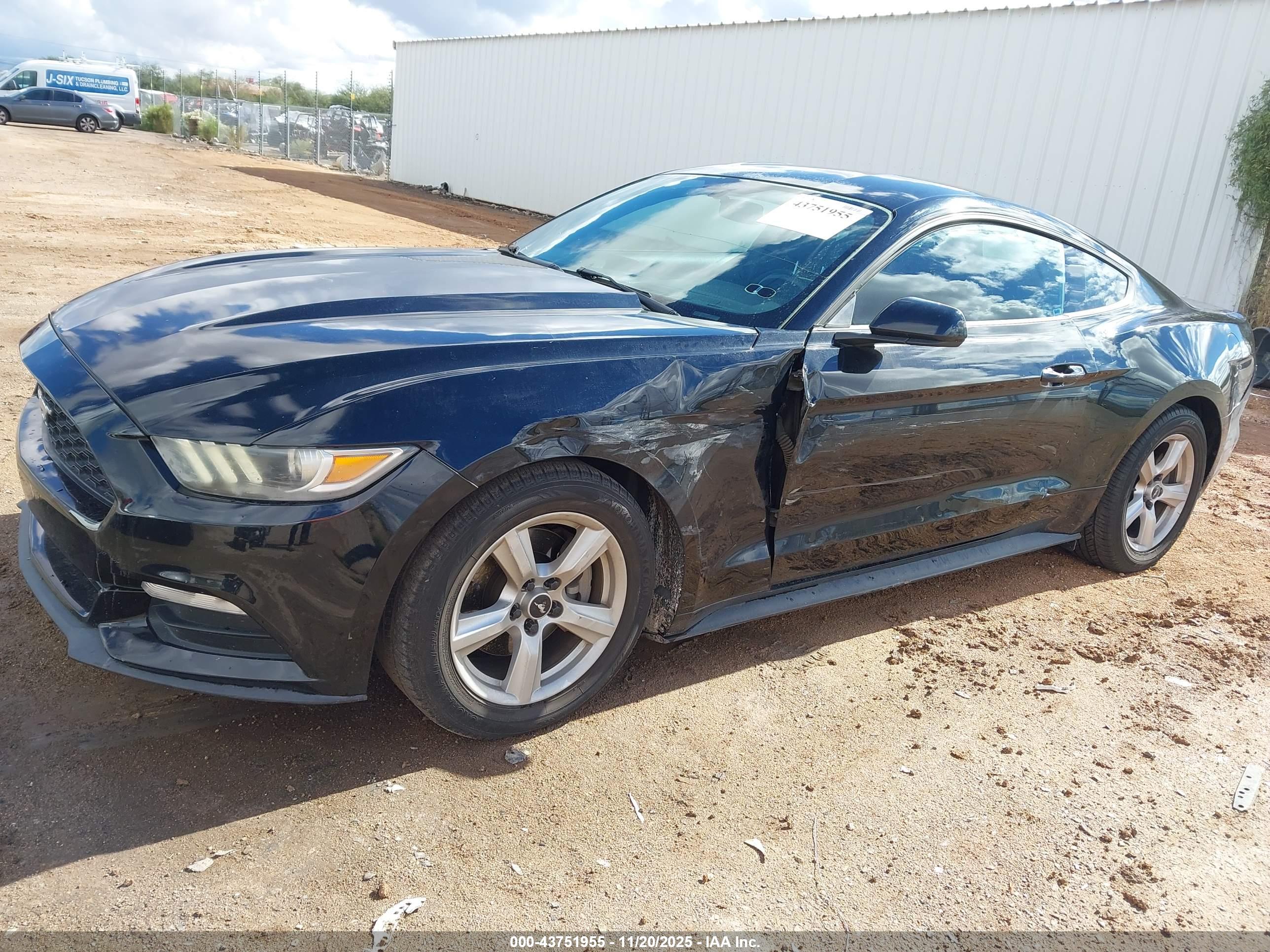 FORD MUSTANG image 6