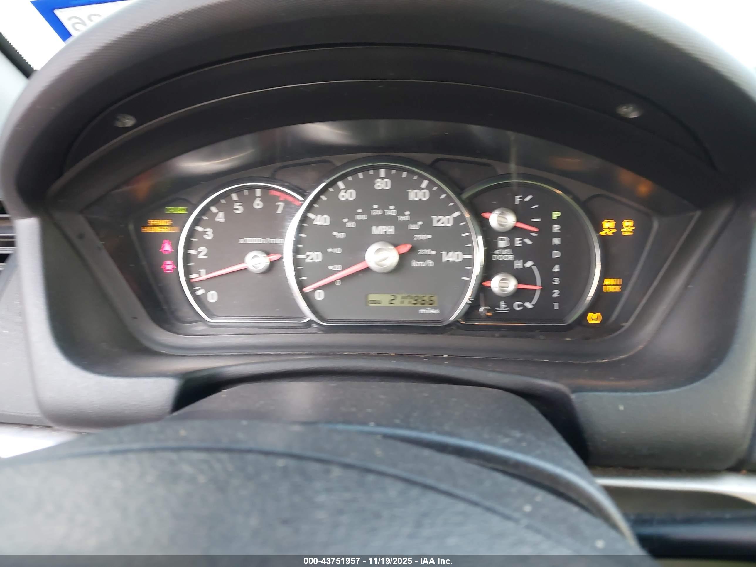 MITSUBISHI GALANT image 7
