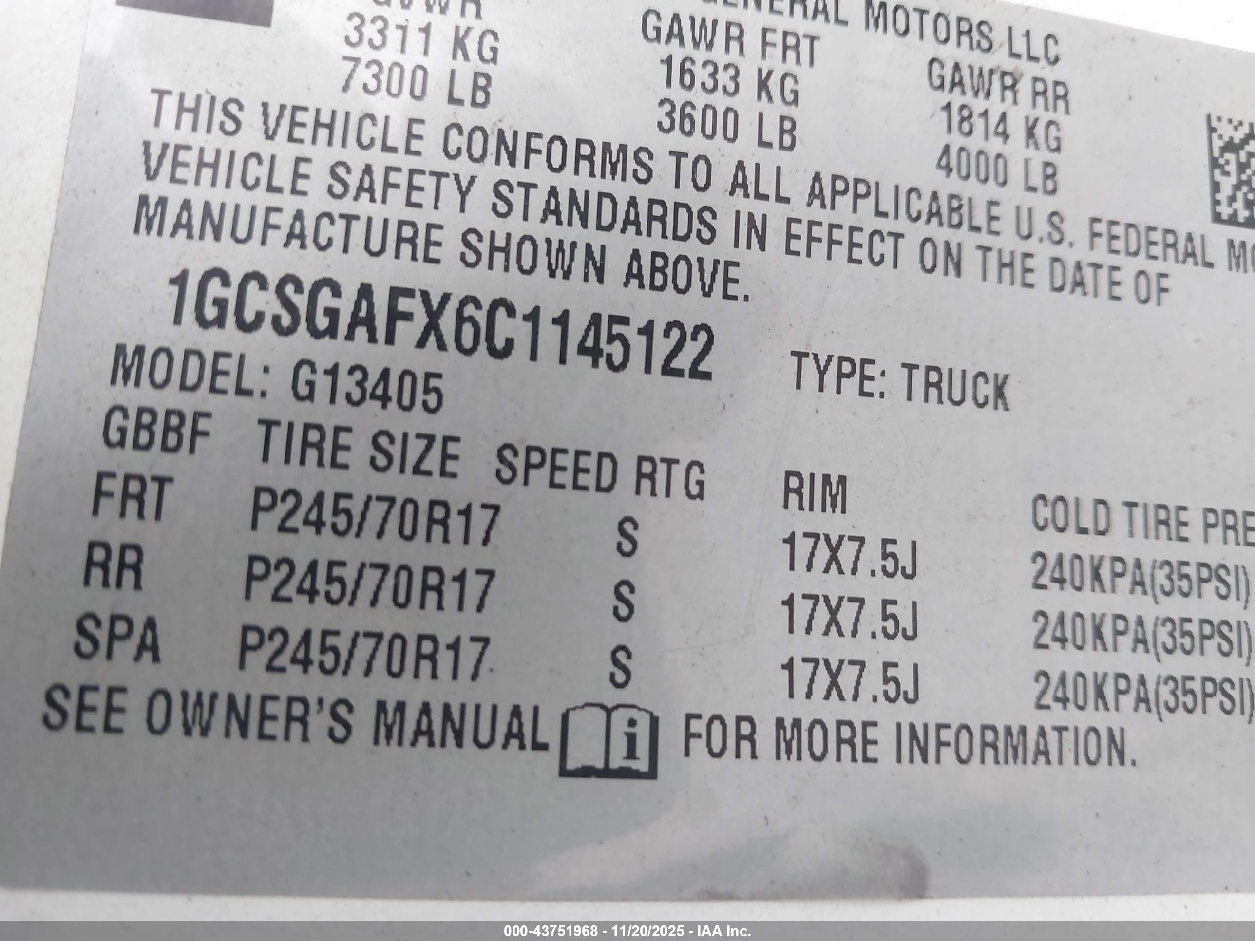 CHEVROLET EXPRESS image 9