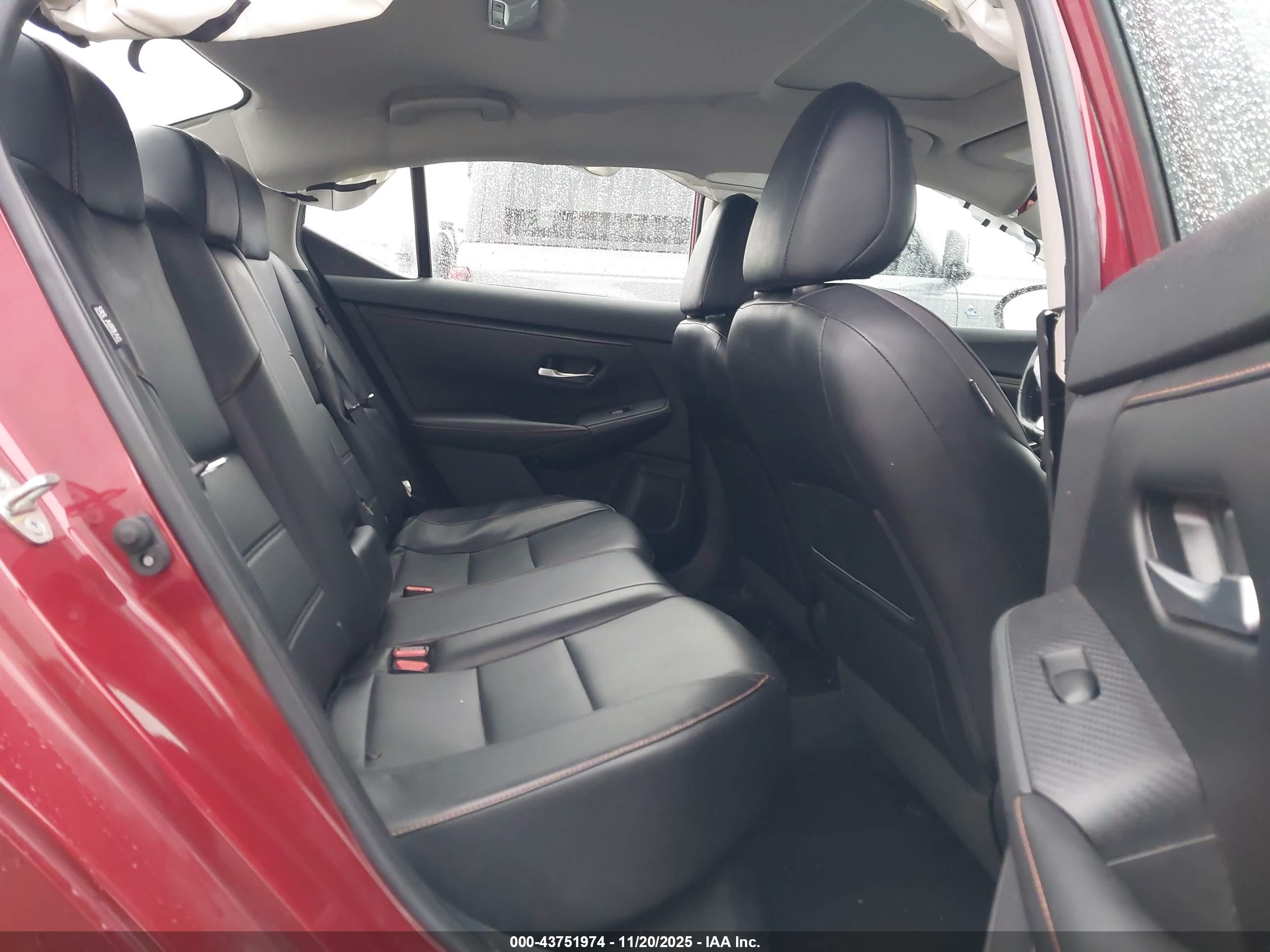 NISSAN SENTRA image 8