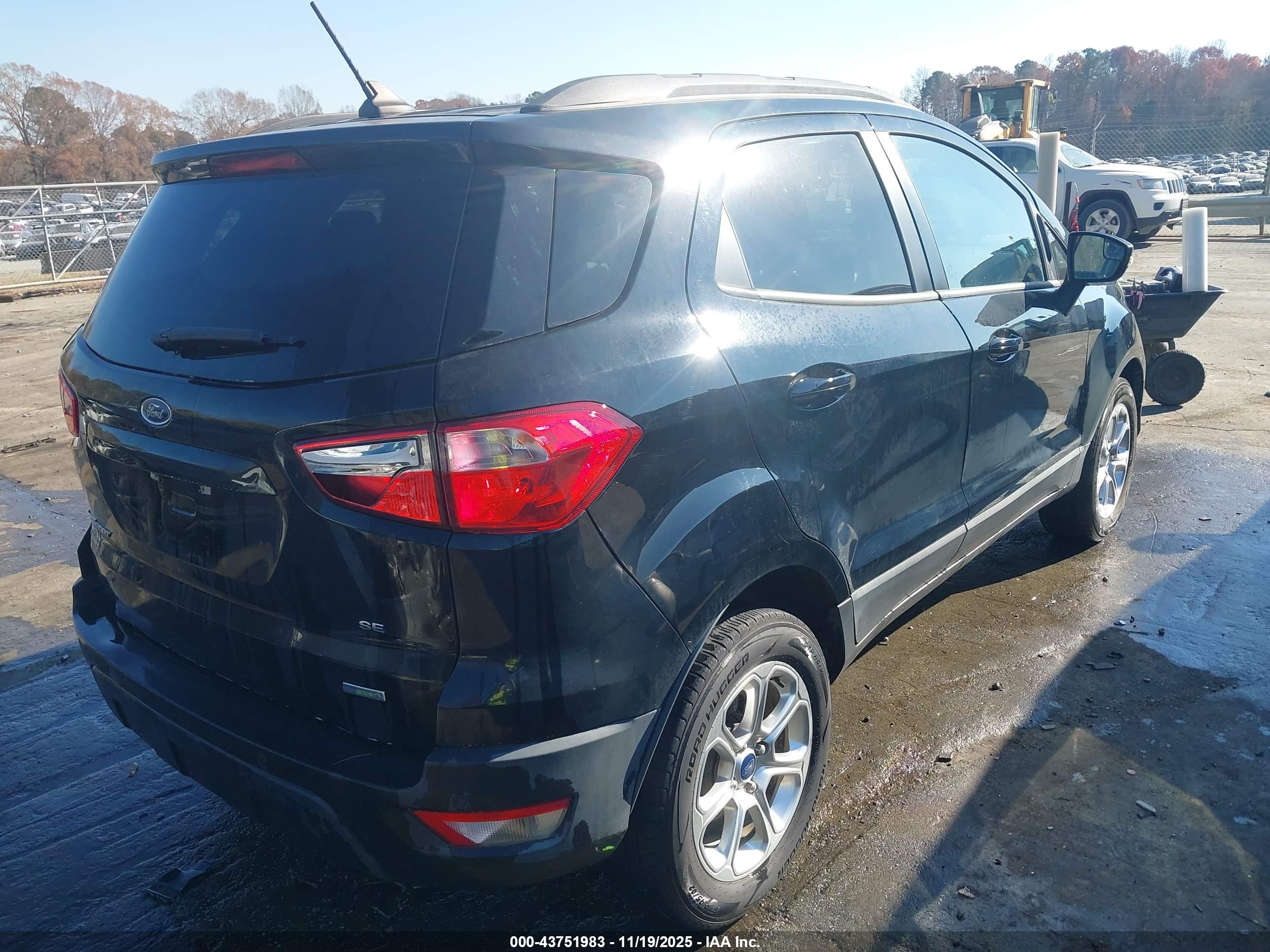 FORD ECOSPORT image 4
