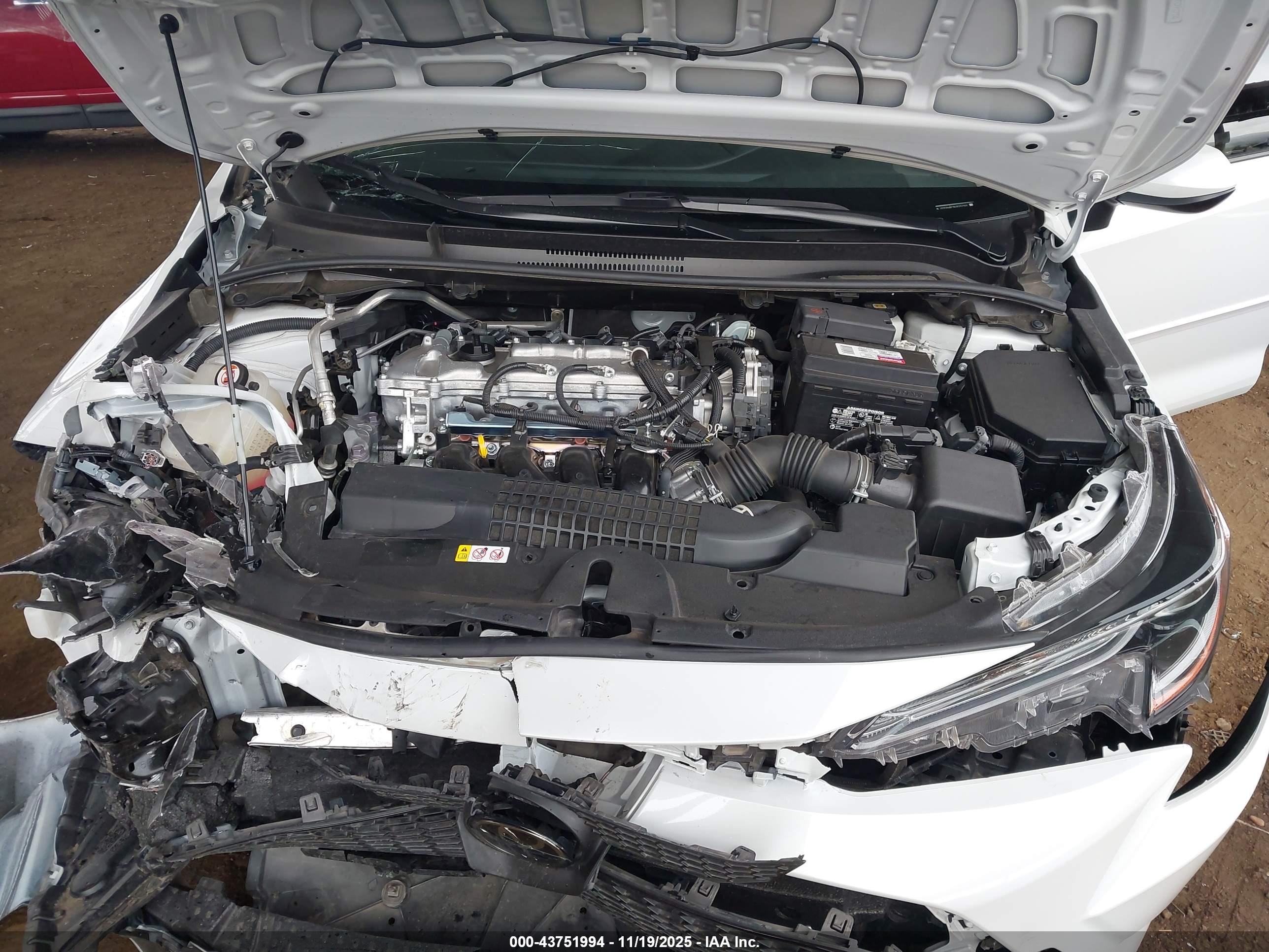 TOYOTA COROLLA image 10