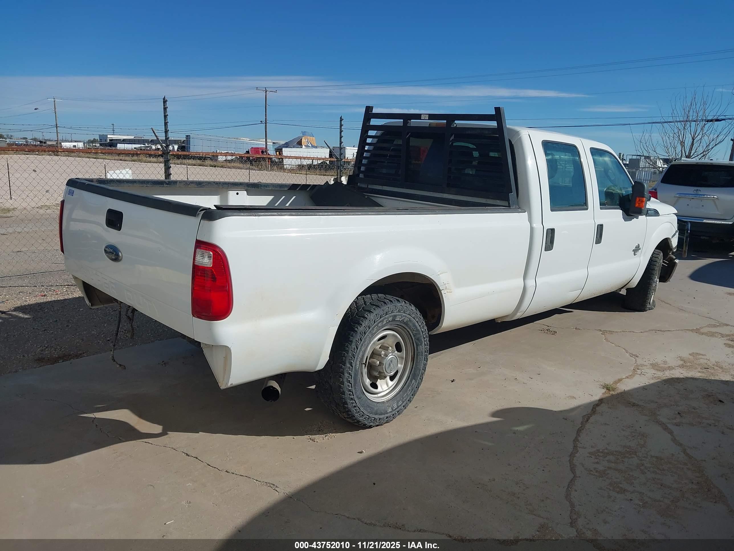 FORD F-350 image 4