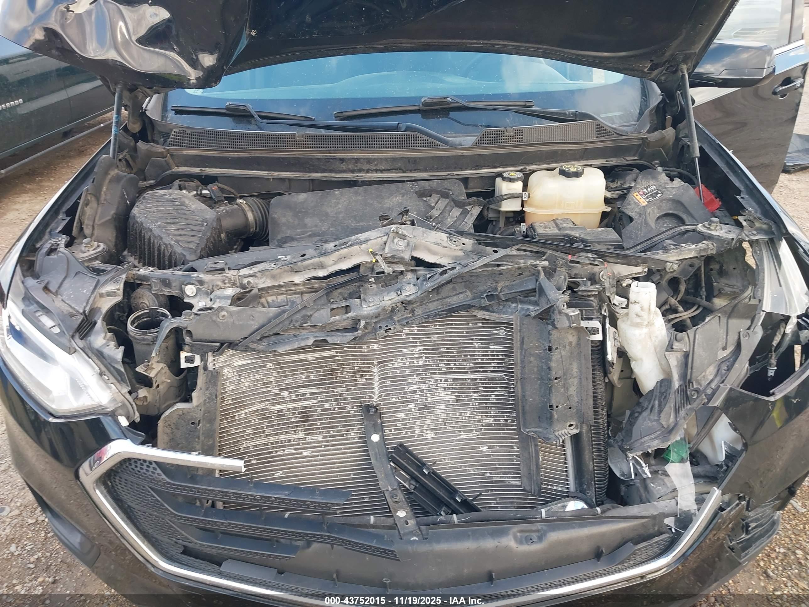 CHEVROLET TRAVERSE image 10