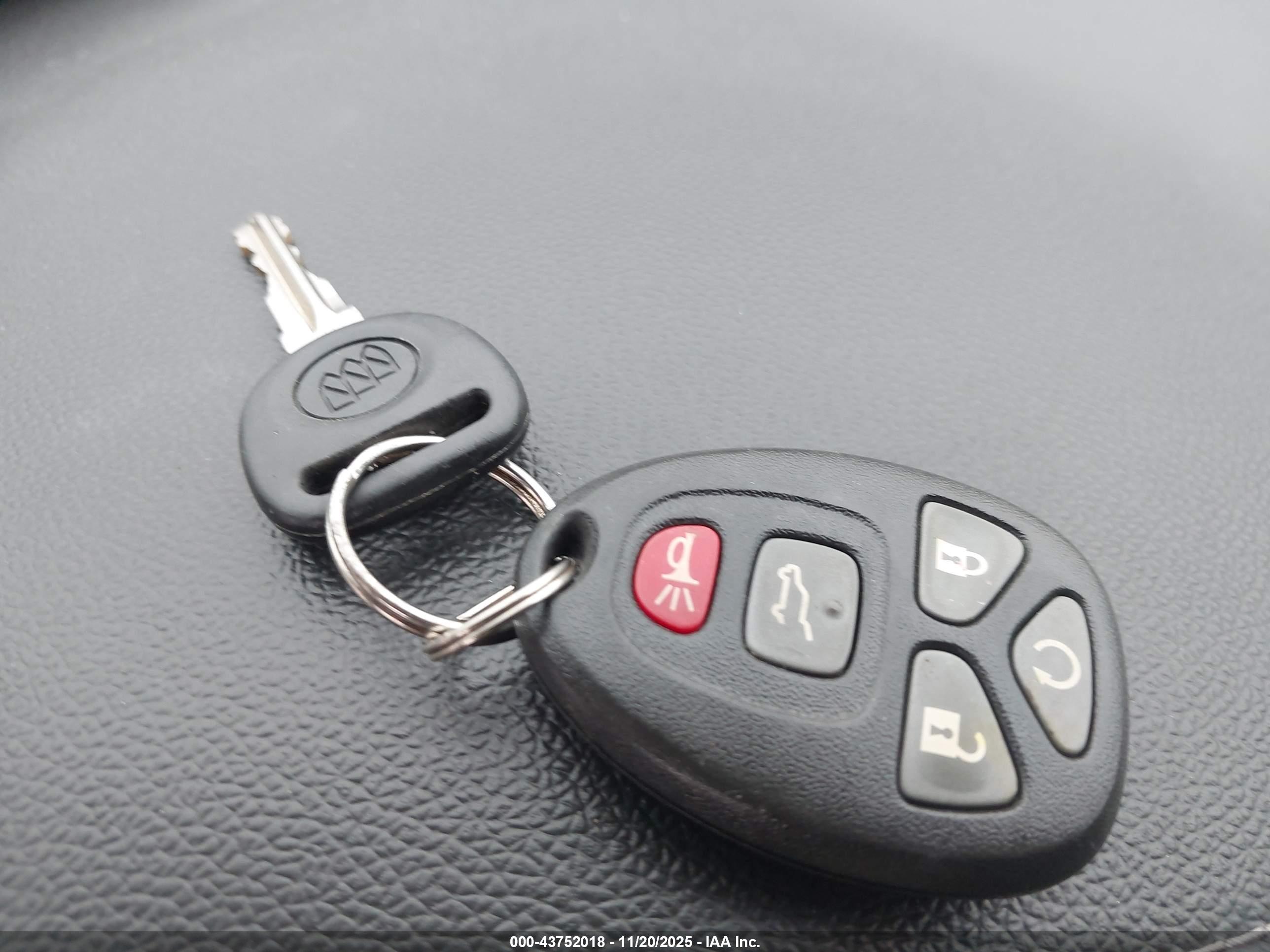 BUICK ENCLAVE image 11