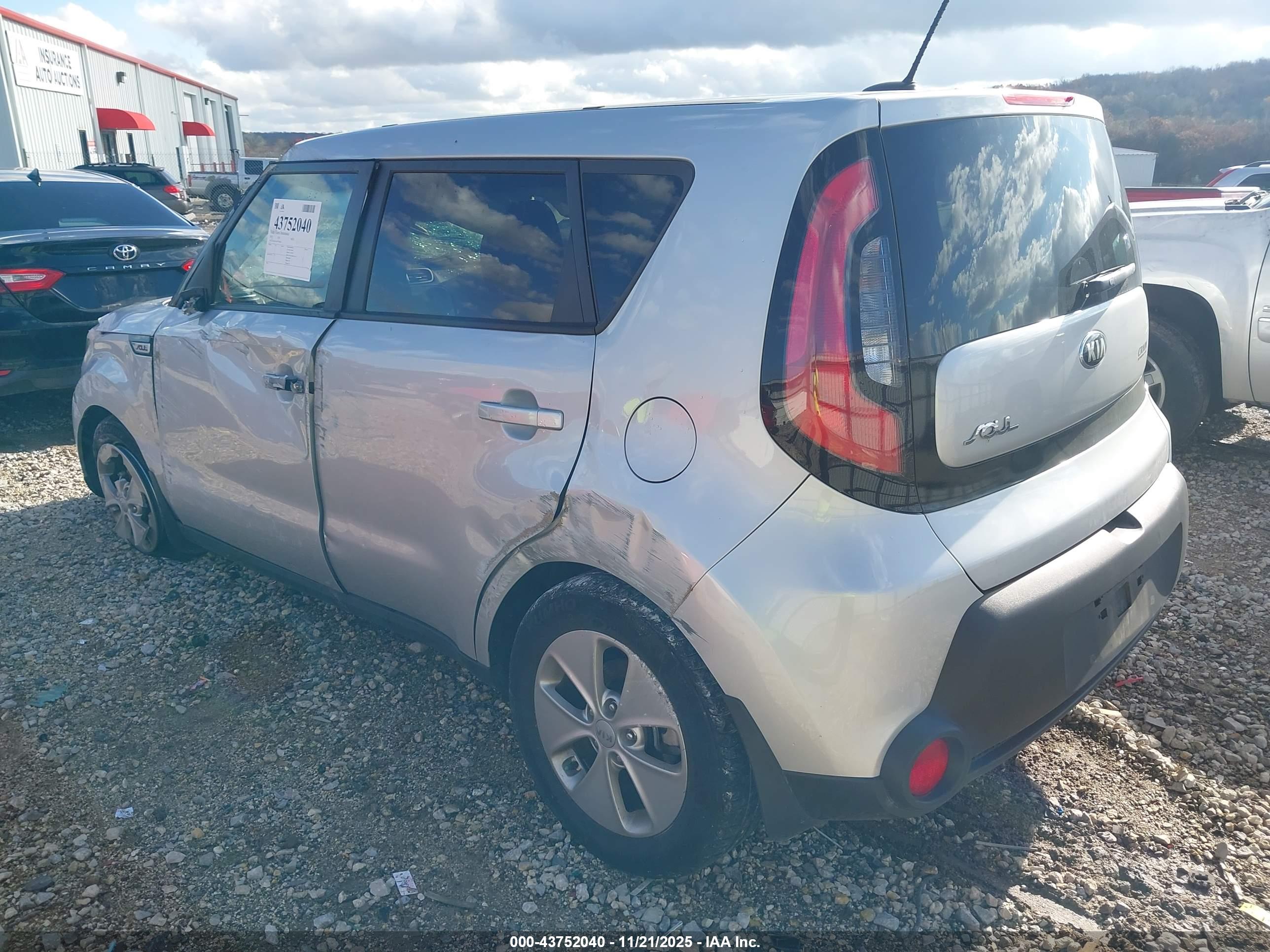 KIA SOUL image 3