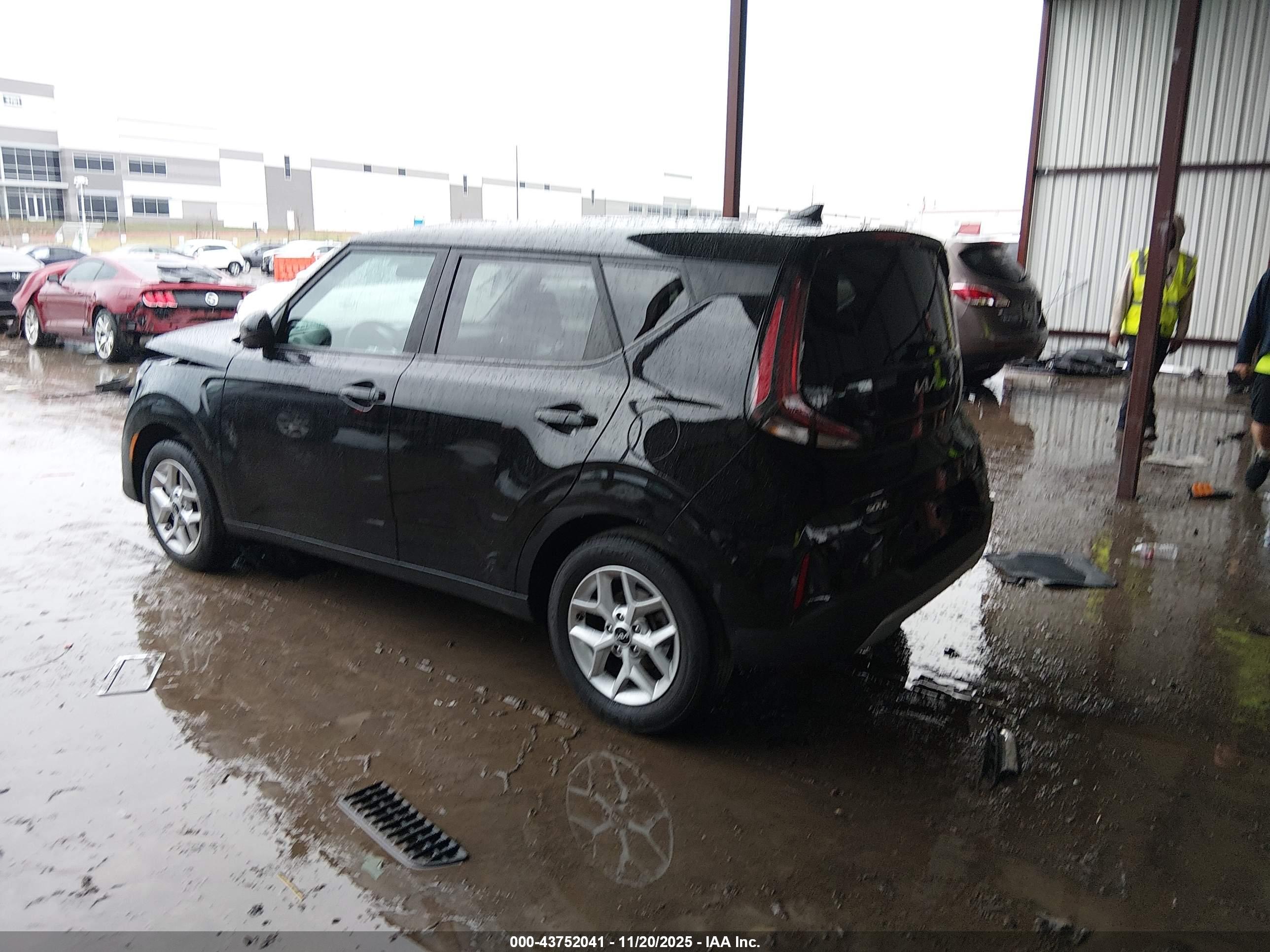 KIA SOUL image 3