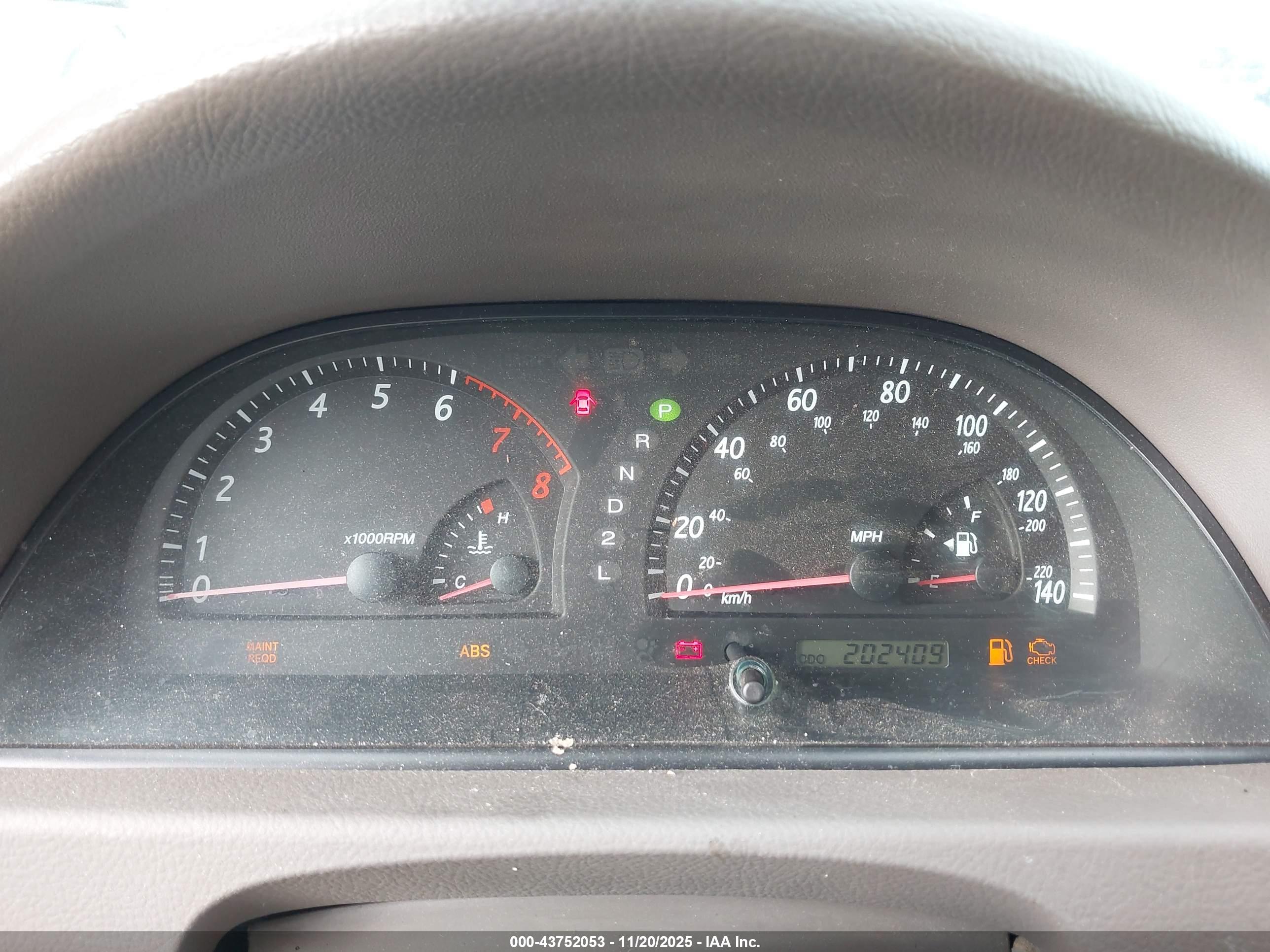 TOYOTA CAMRY image 7