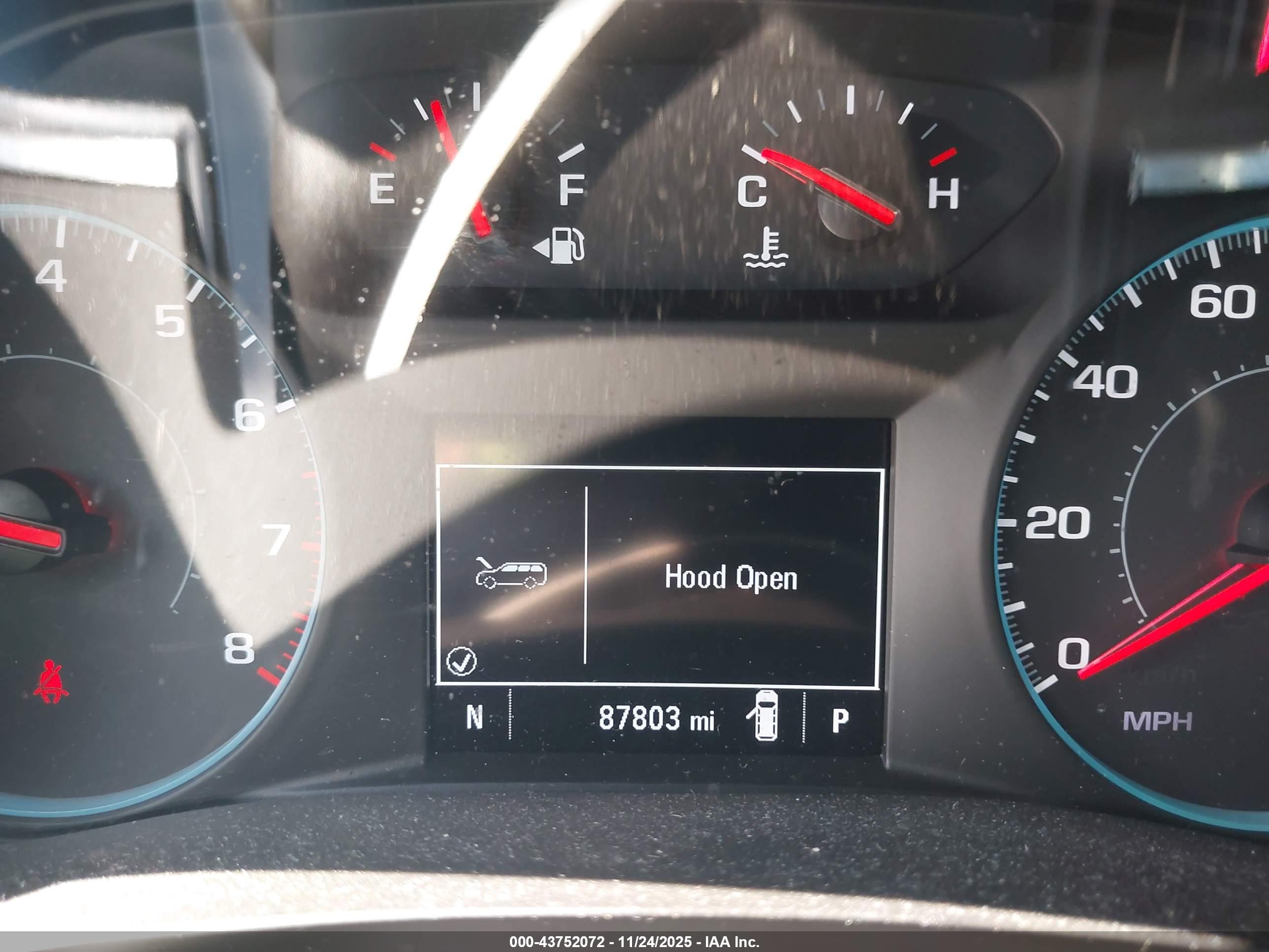 CHEVROLET TRAVERSE image 7