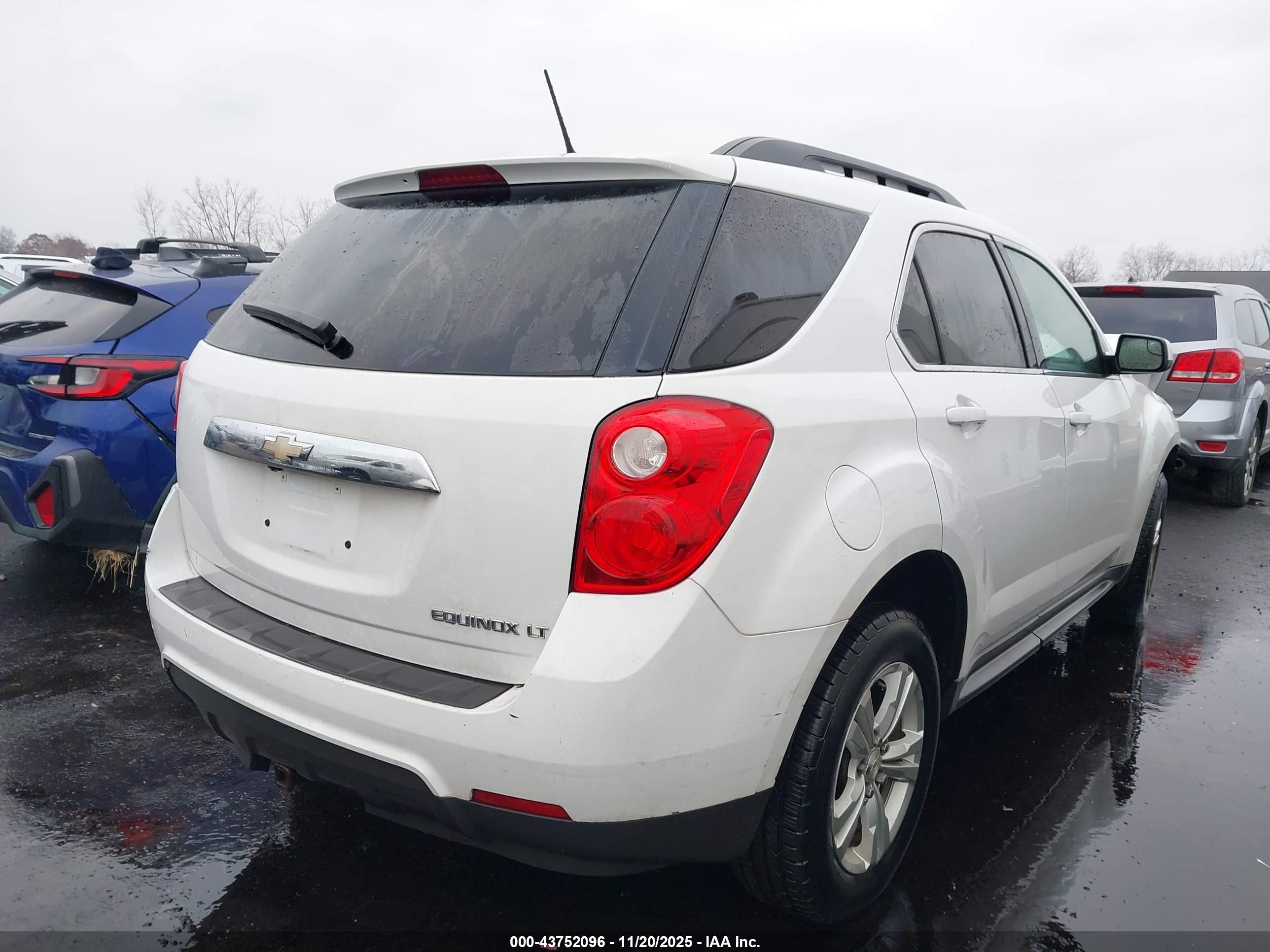CHEVROLET EQUINOX image 4