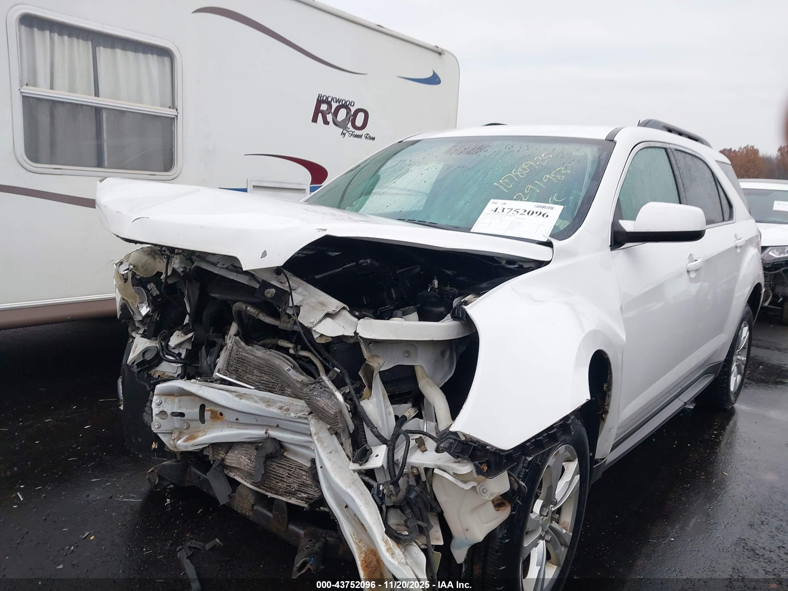 CHEVROLET EQUINOX image 6