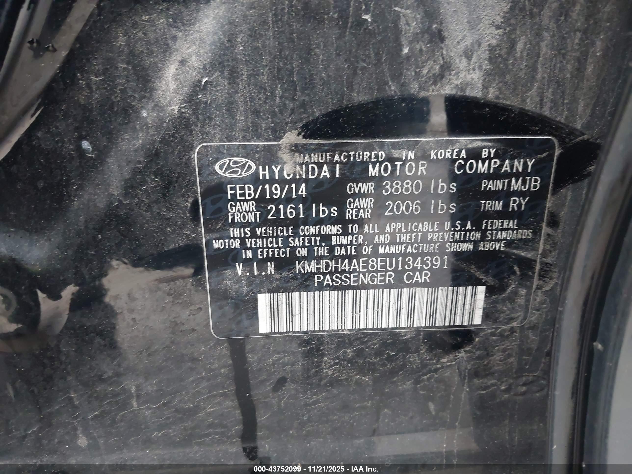 HYUNDAI ELANTRA image 9