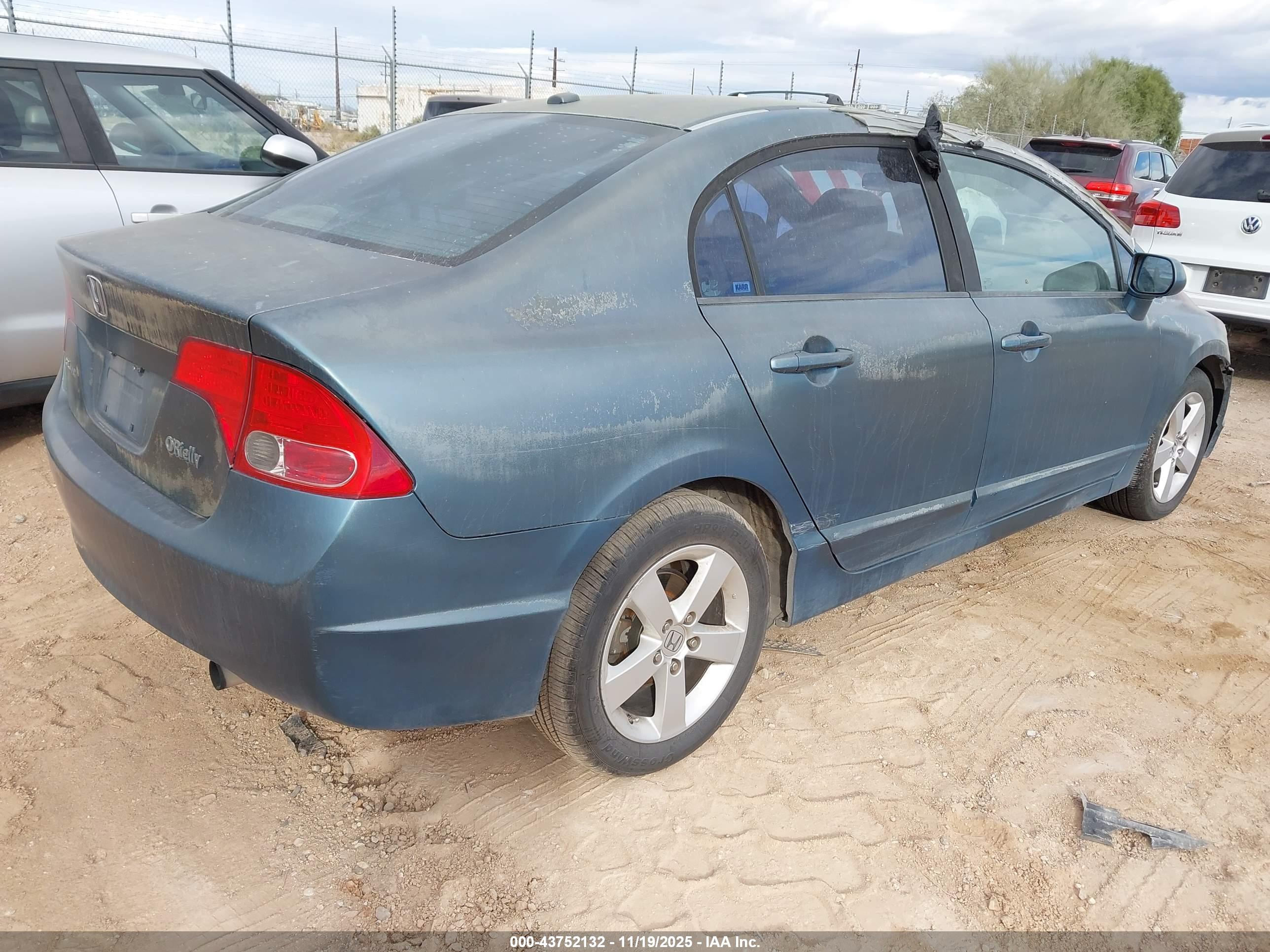 HONDA CIVIC image 4