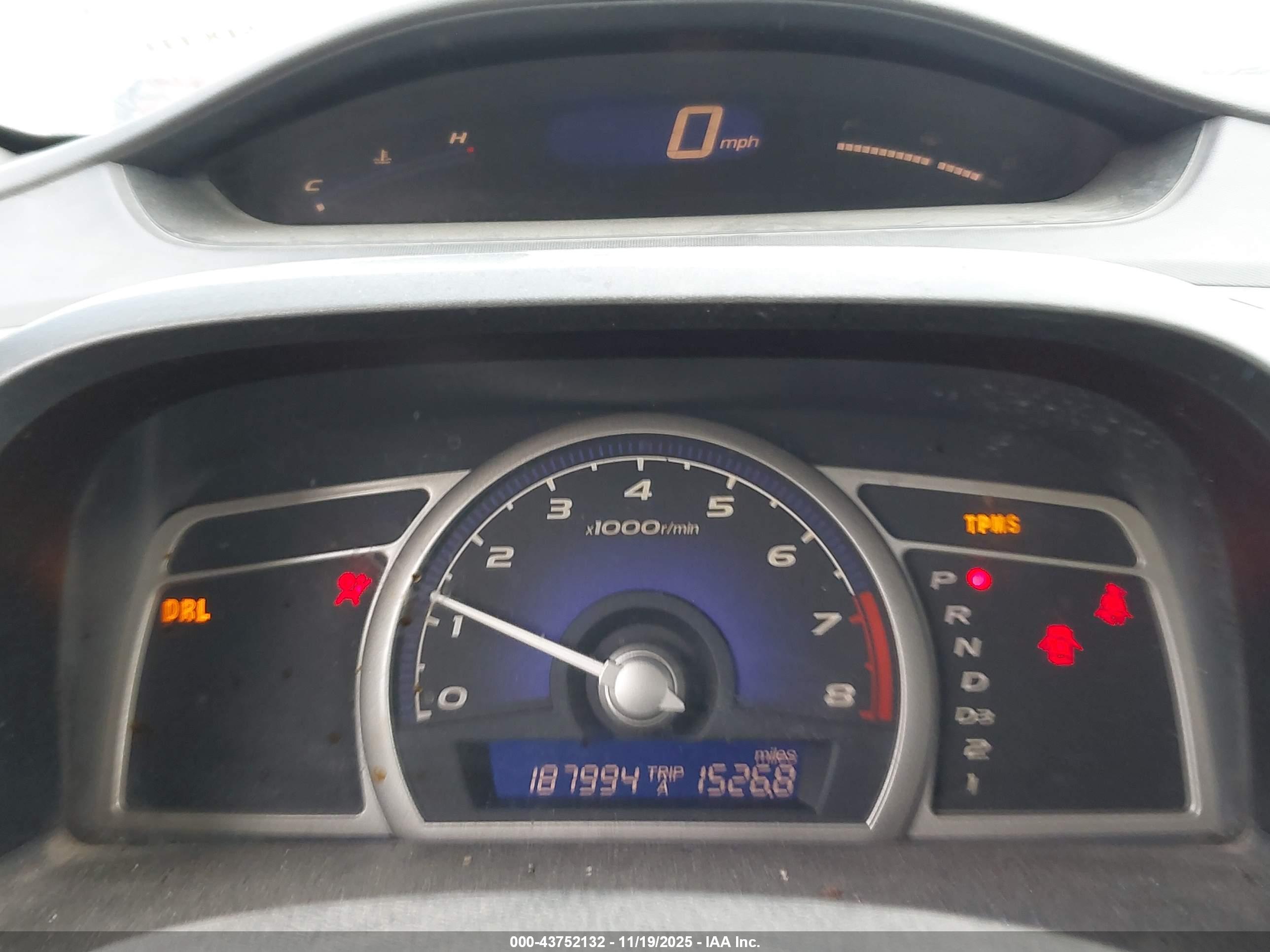HONDA CIVIC image 7