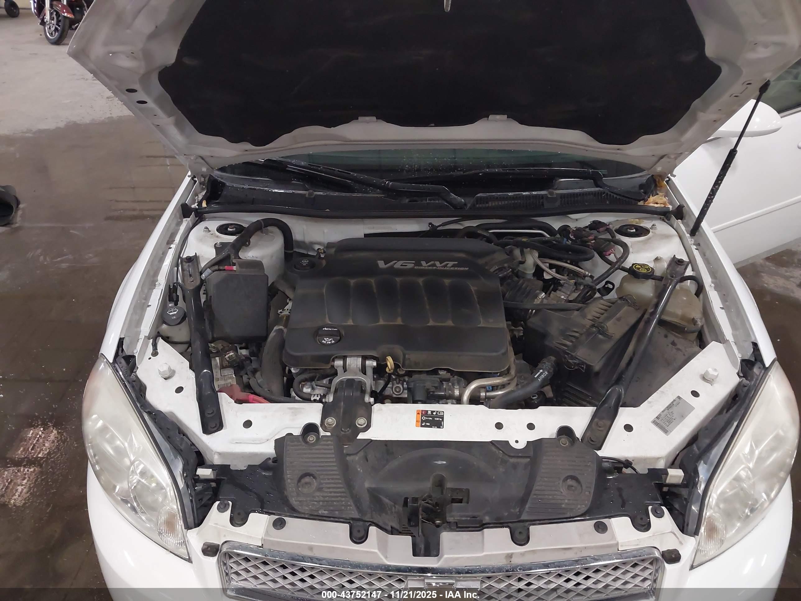 CHEVROLET IMPALA image 10