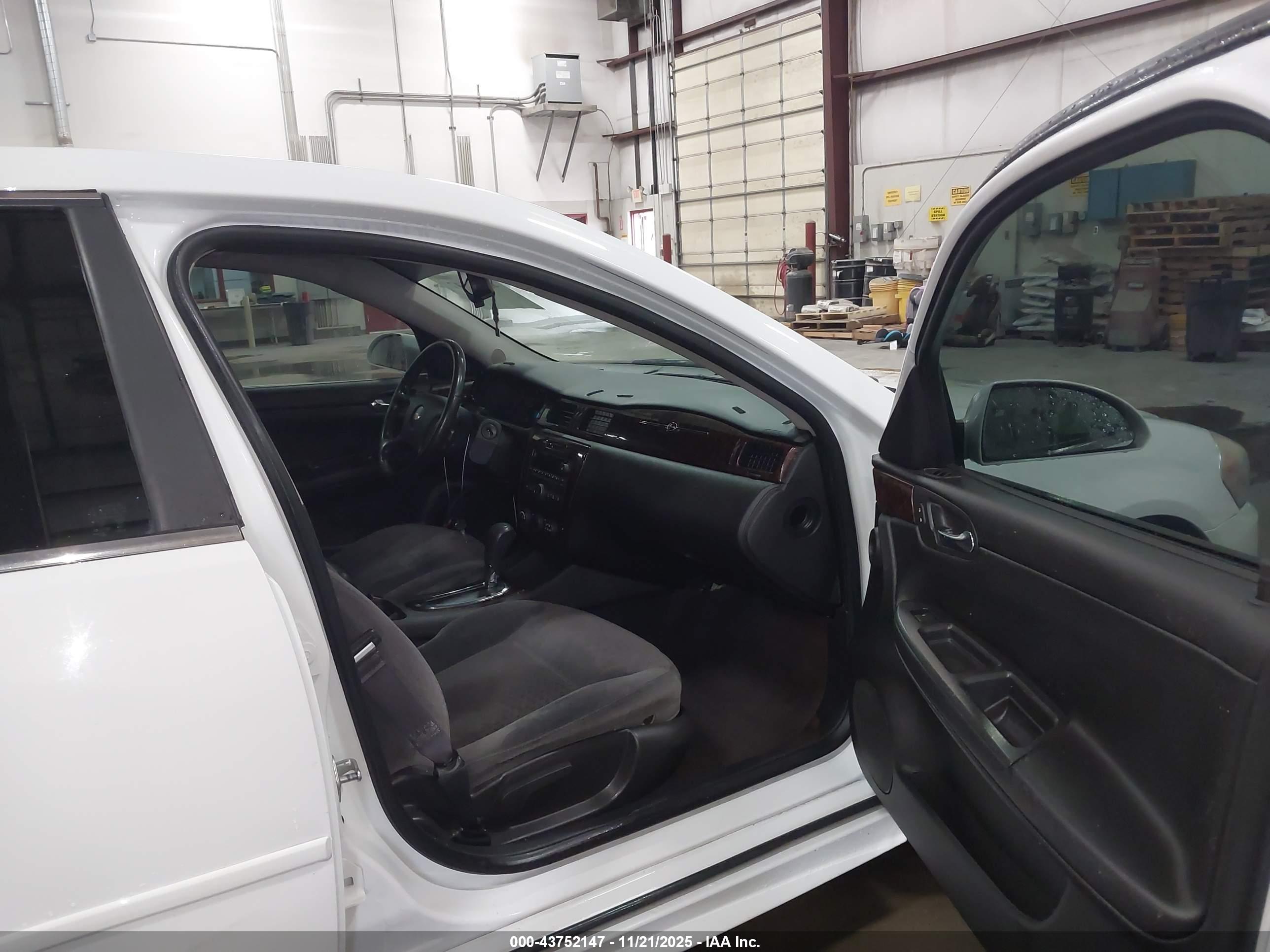 CHEVROLET IMPALA image 5
