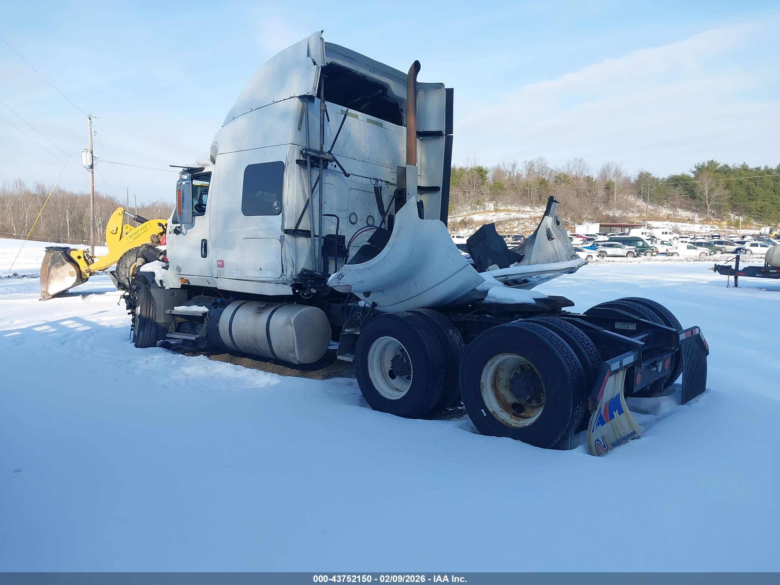 INTERNATIONAL PROSTAR+ image 3
