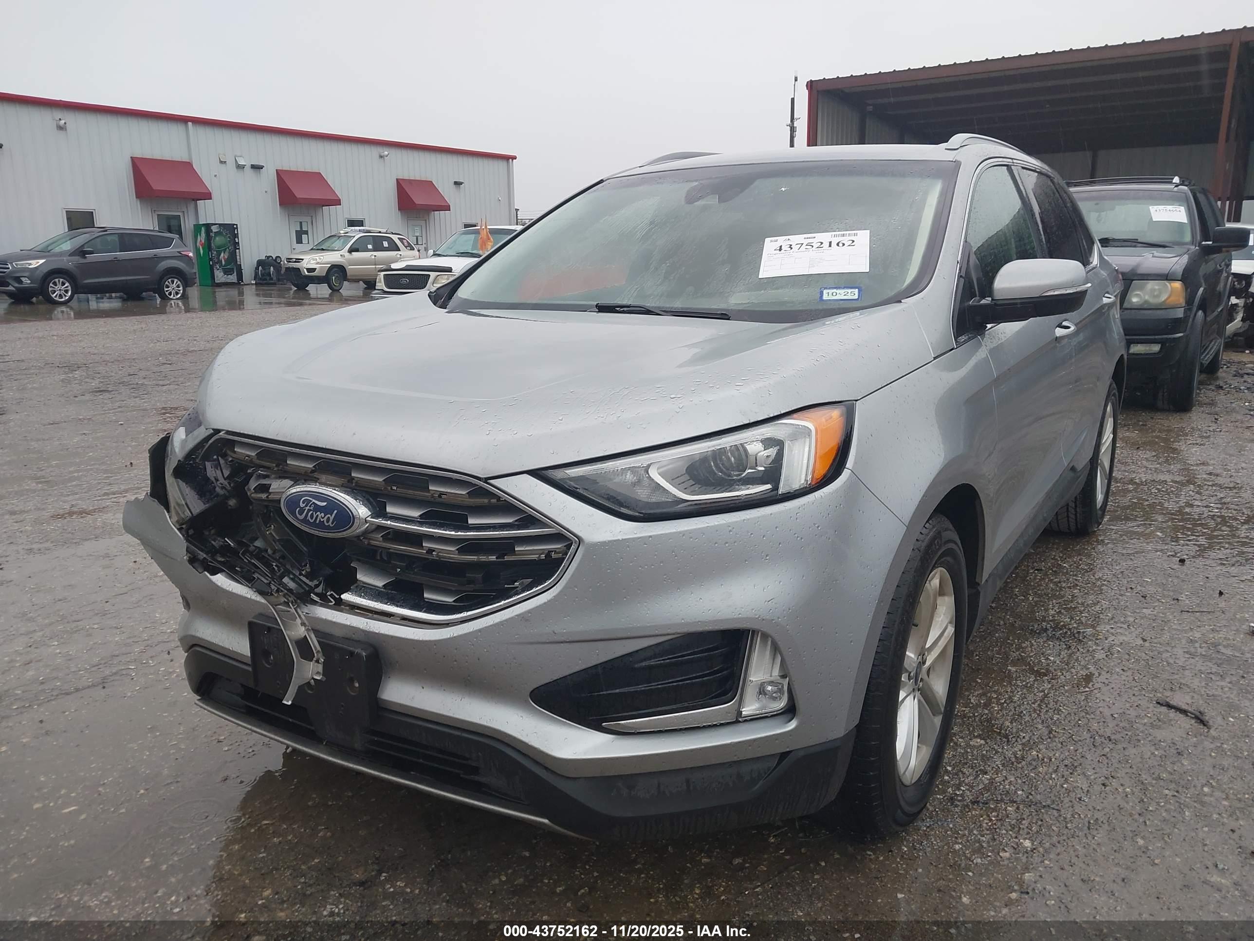 FORD EDGE image 2