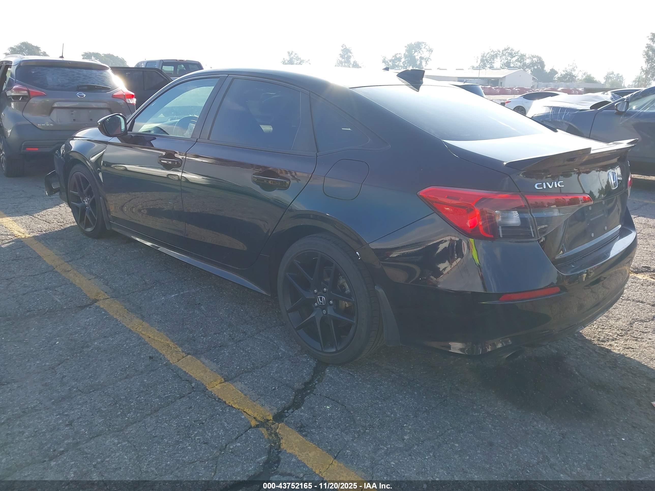 HONDA CIVIC image 3