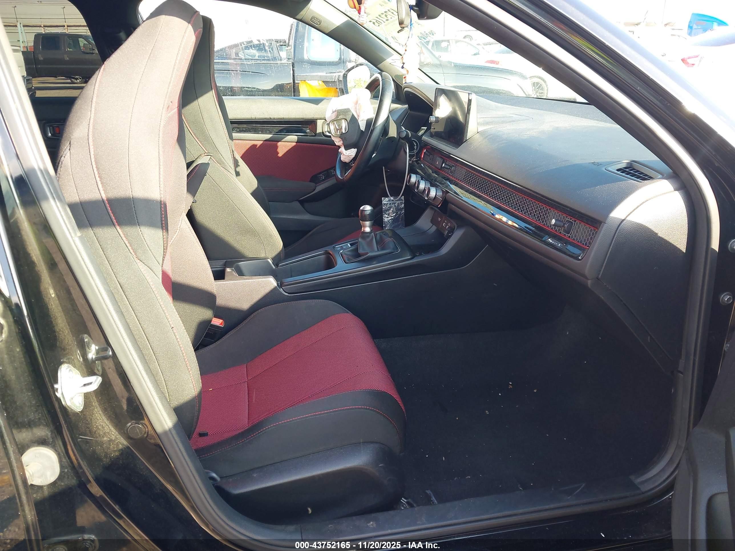 HONDA CIVIC image 5