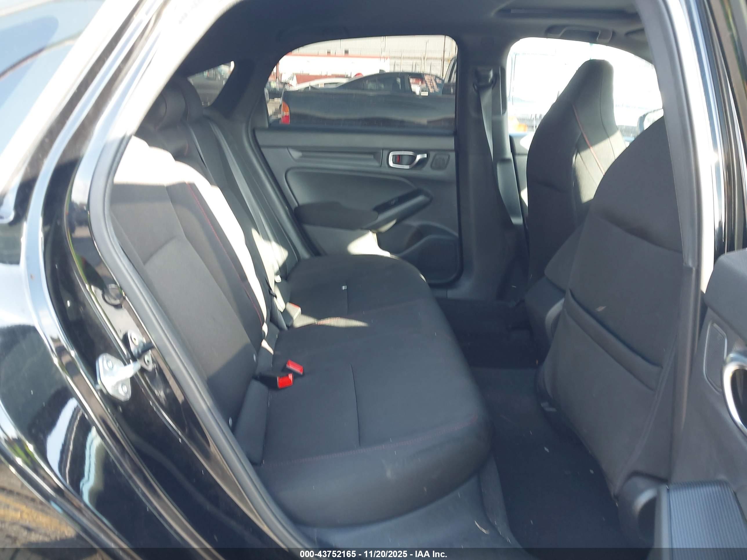 HONDA CIVIC image 8