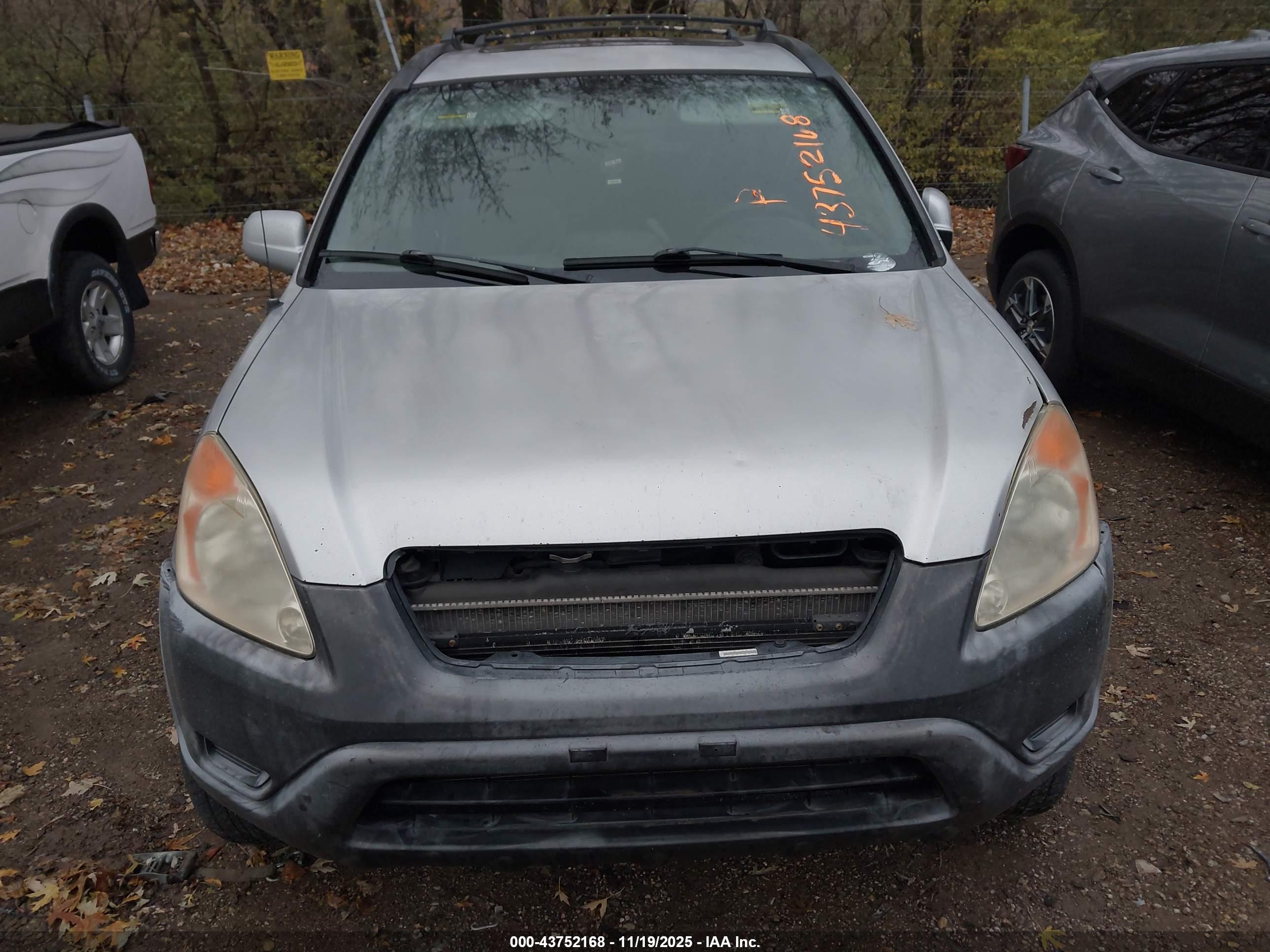 HONDA CR-V image 6