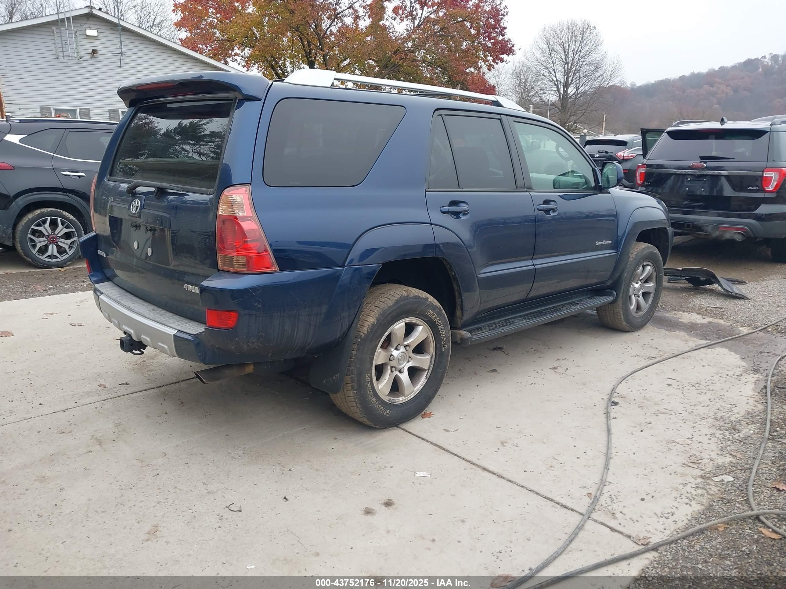 TOYOTA 4RUNNER image 4