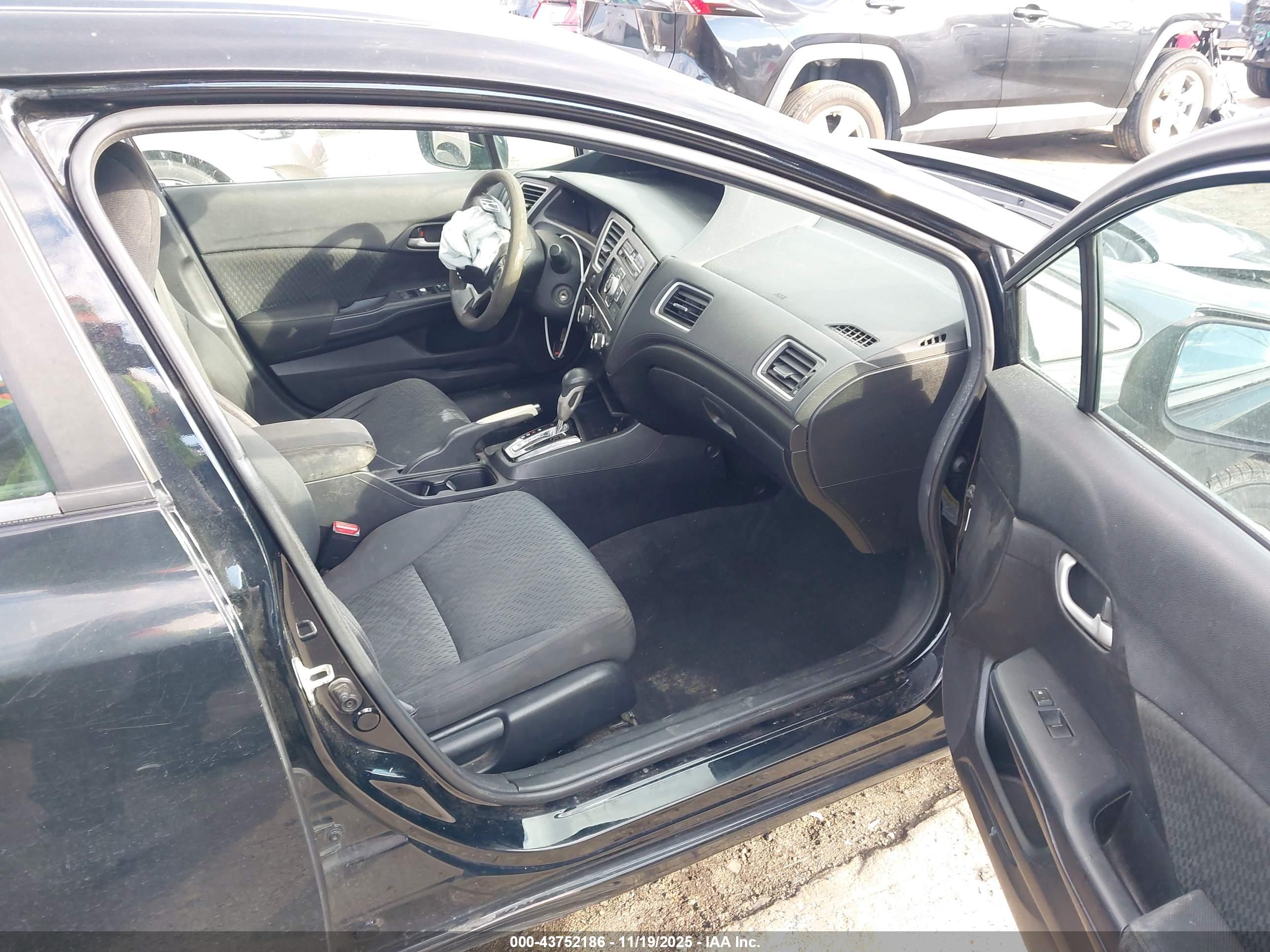 HONDA CIVIC image 5