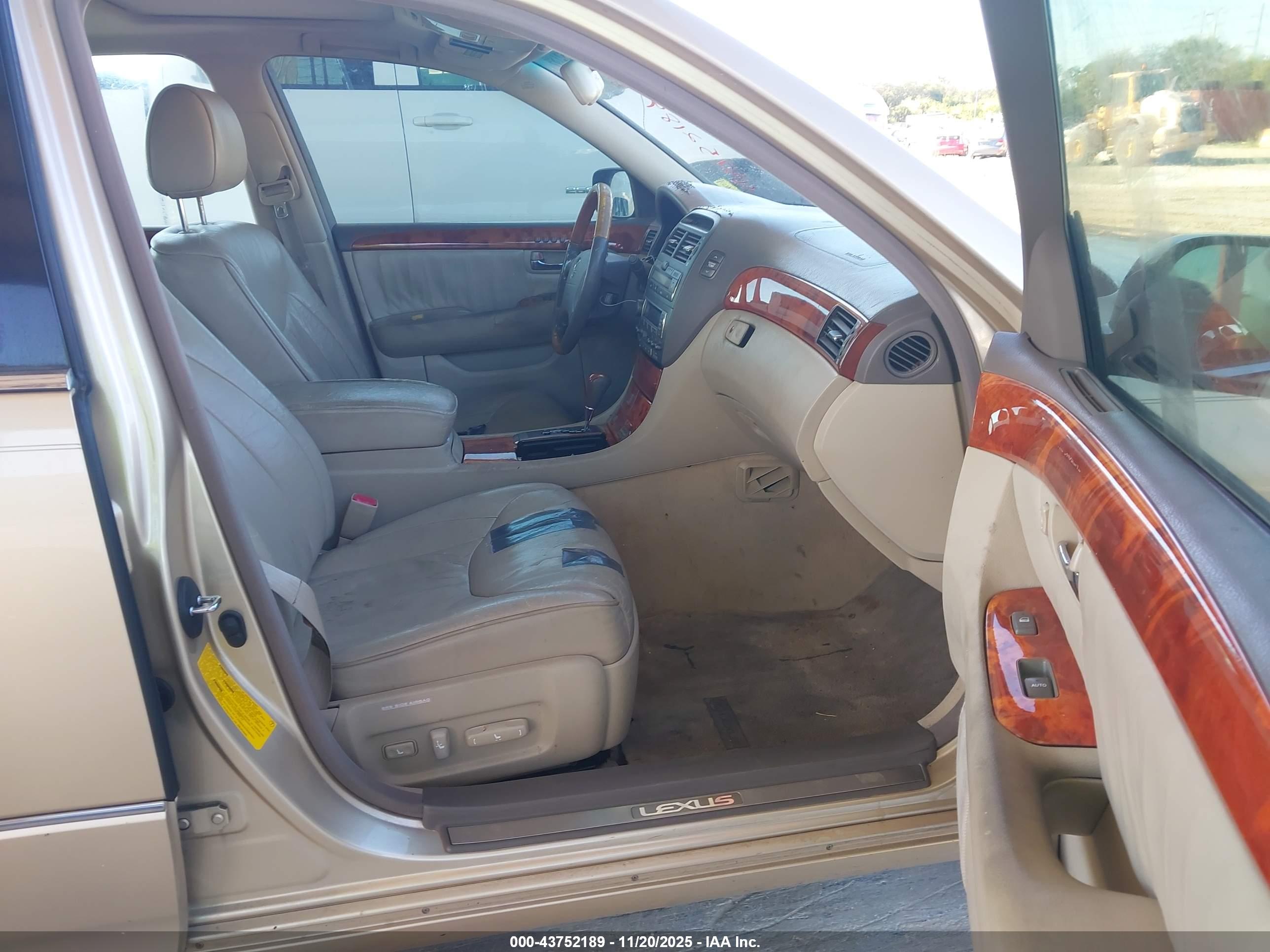 LEXUS LS image 5