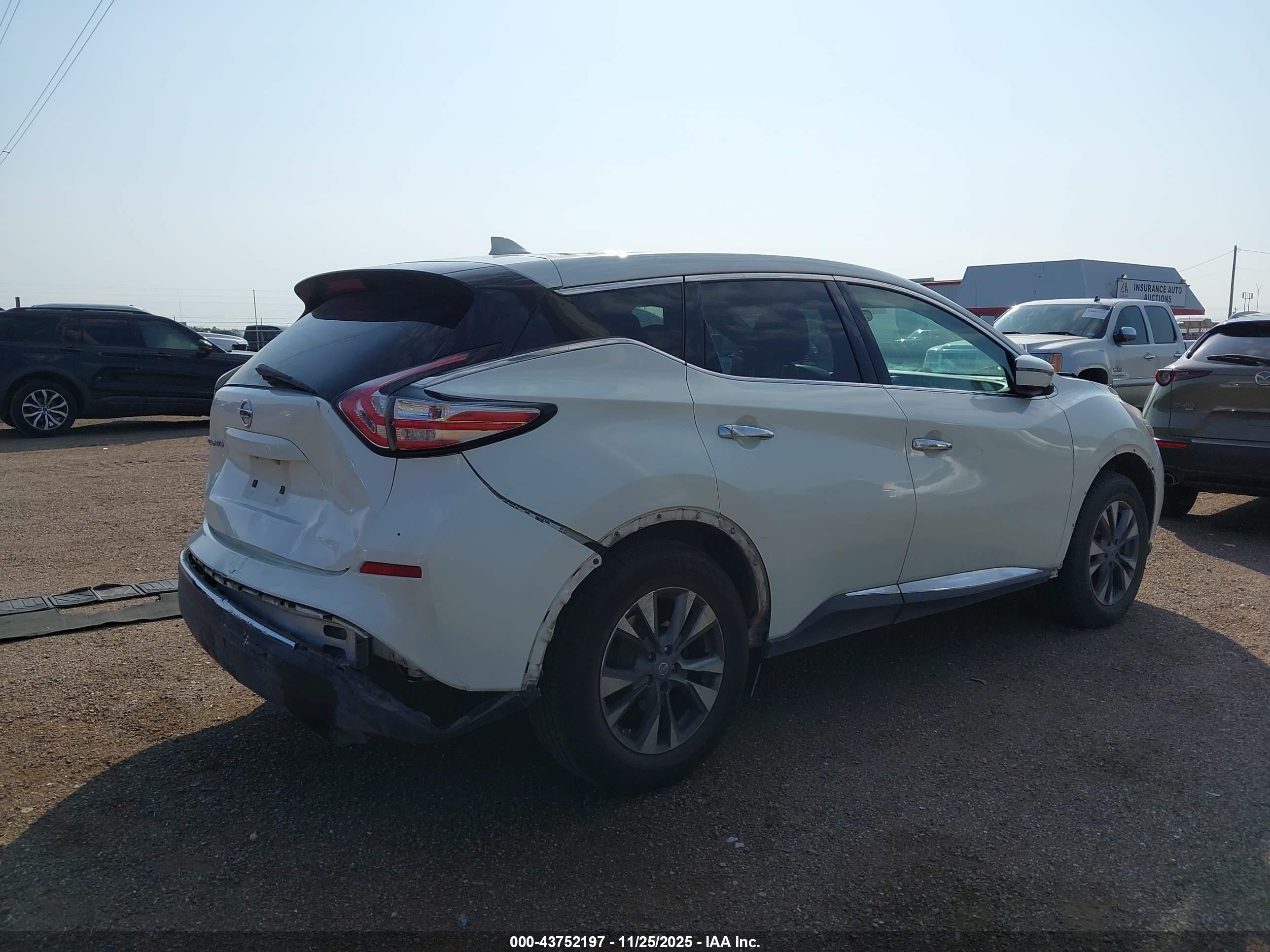 NISSAN MURANO image 4