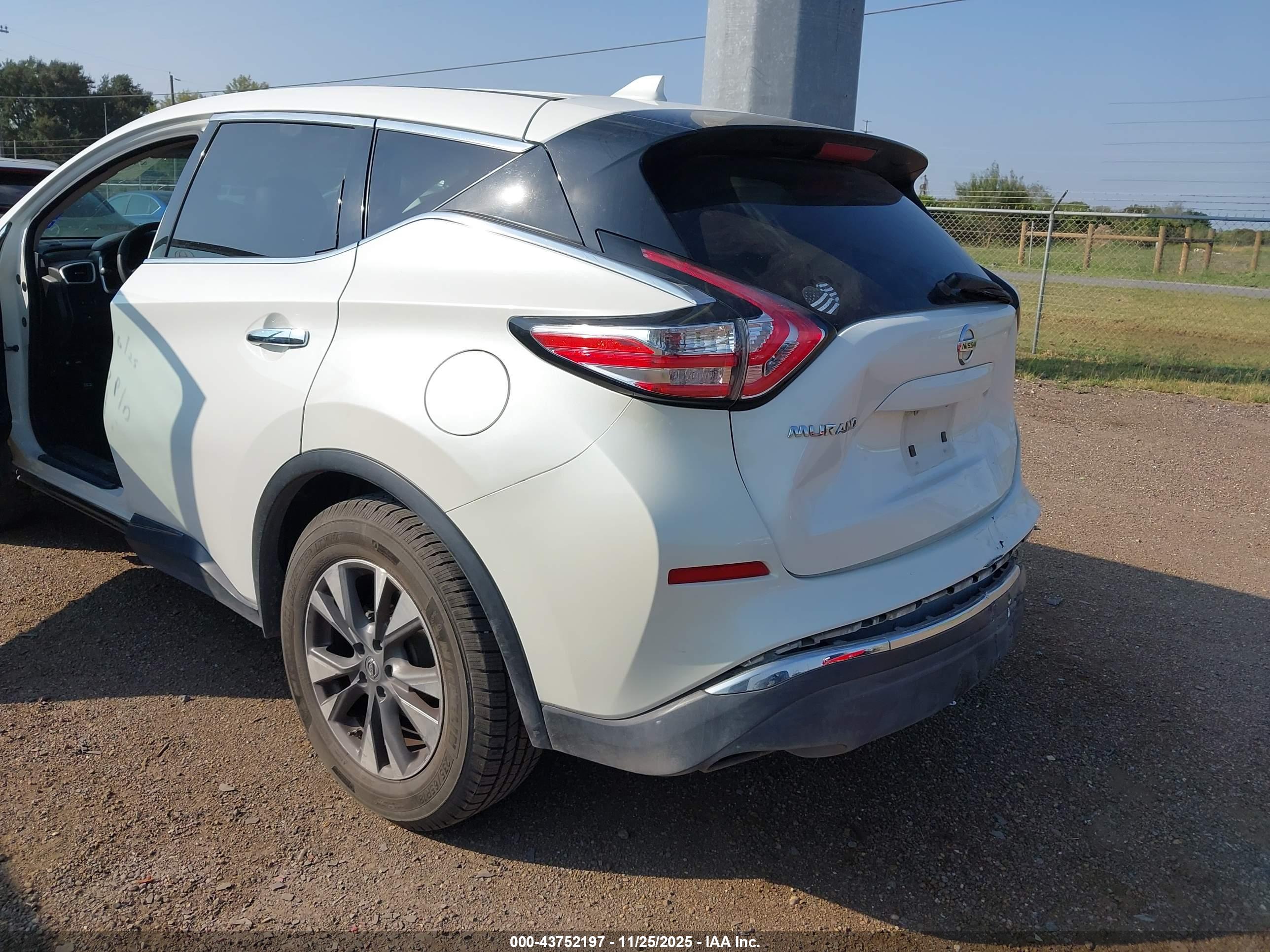 NISSAN MURANO image 6