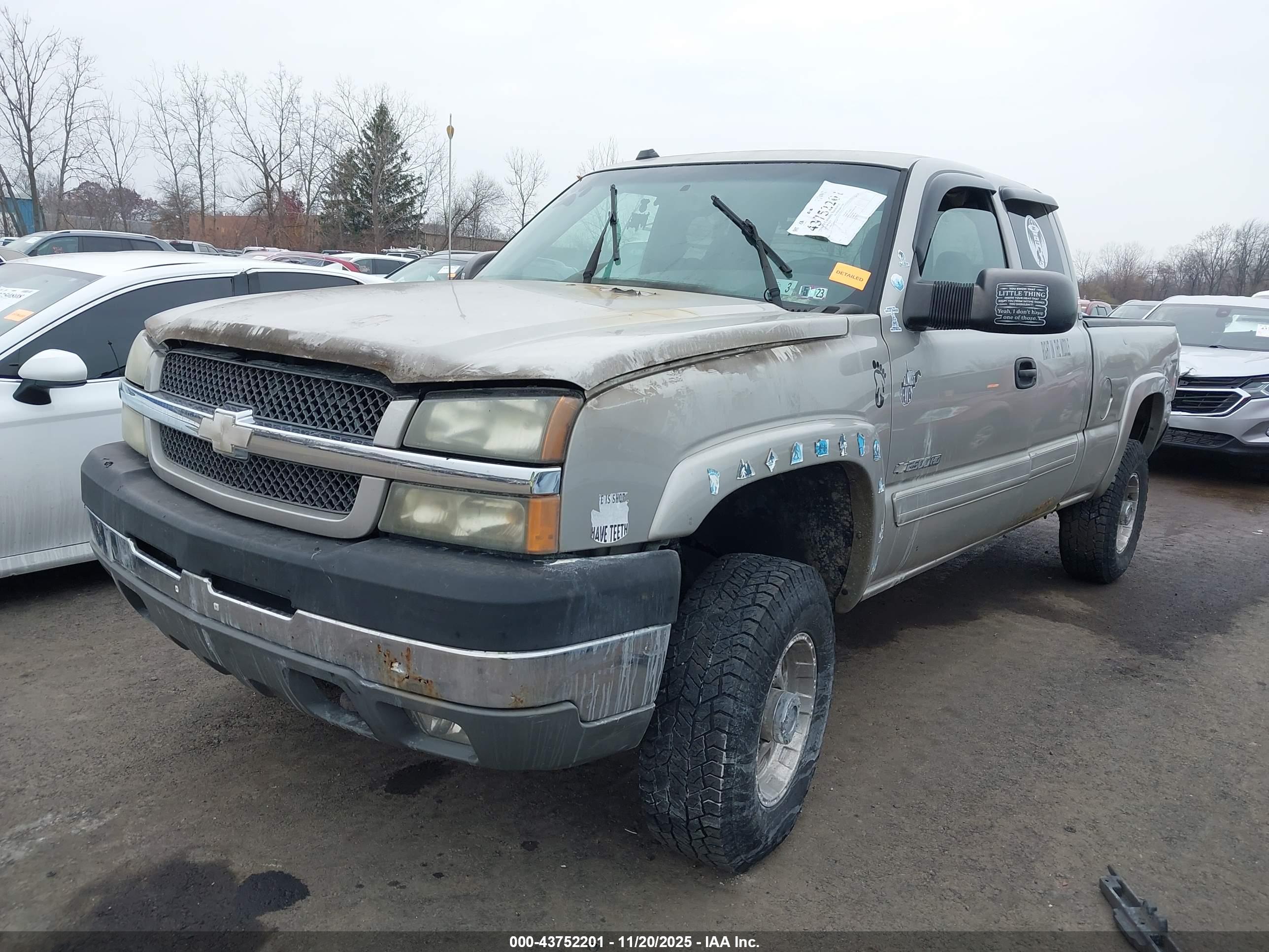 CHEVROLET SILVERADO image 2