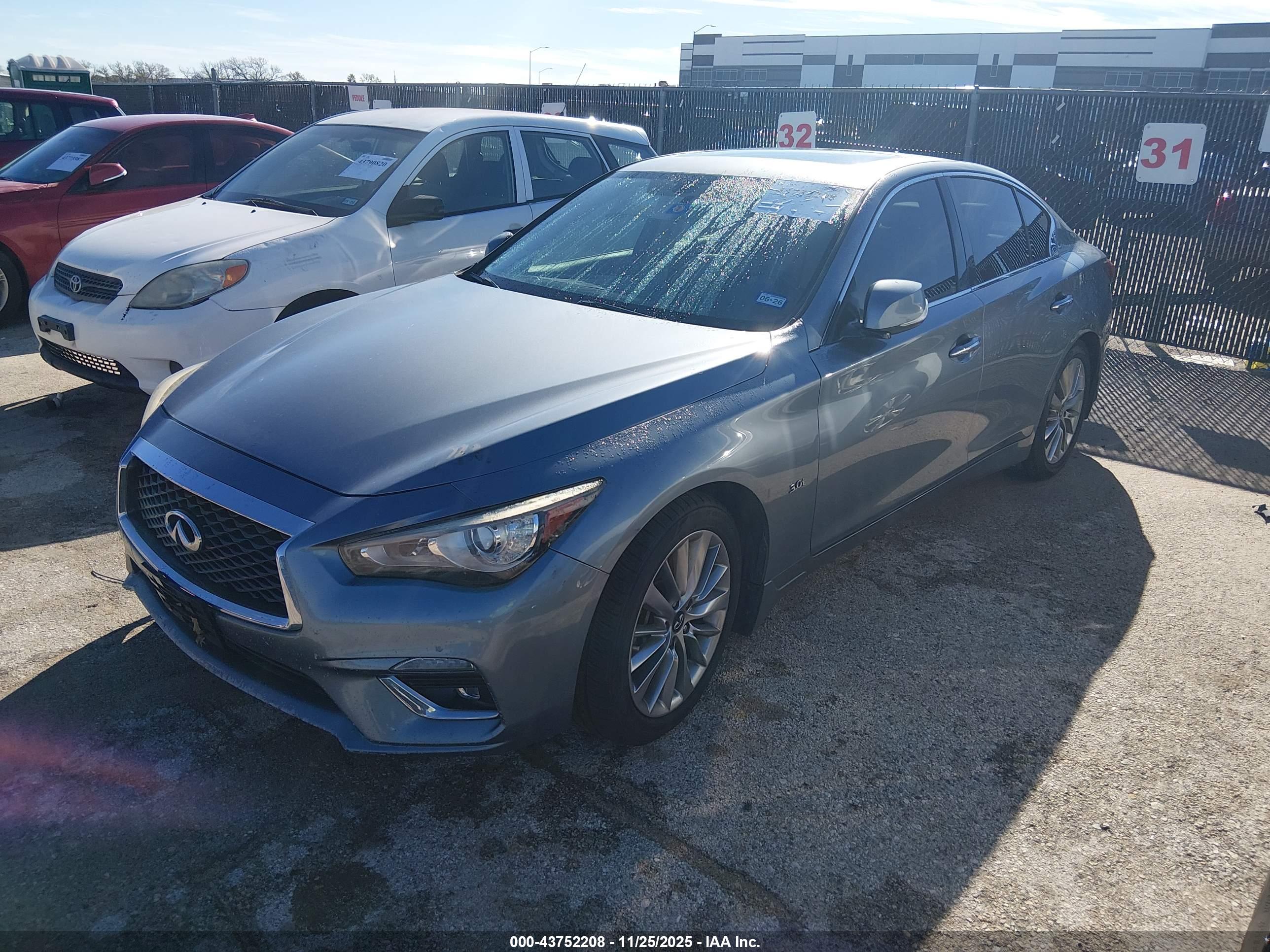 INFINITI Q50 image 2