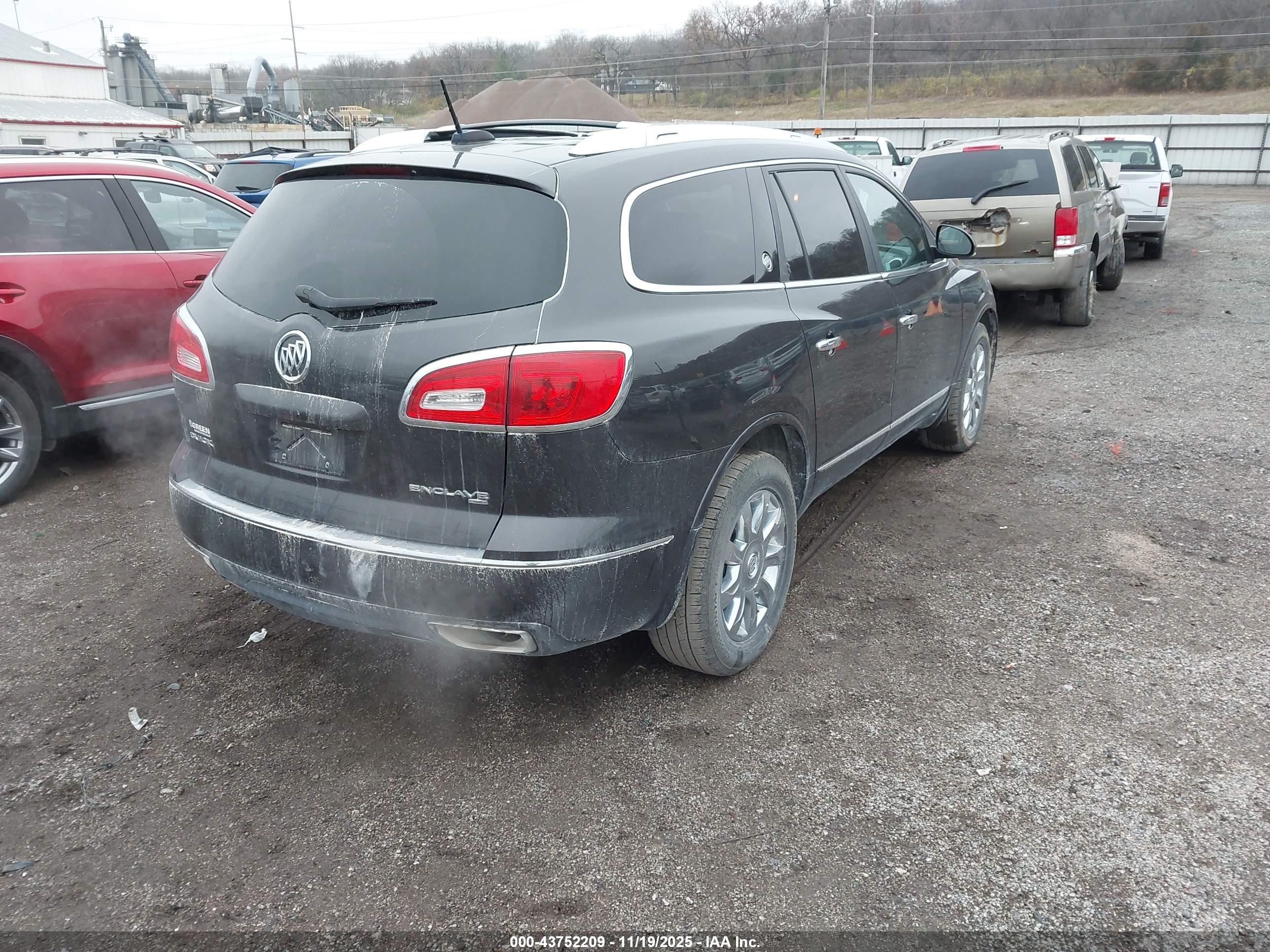 BUICK ENCLAVE image 4