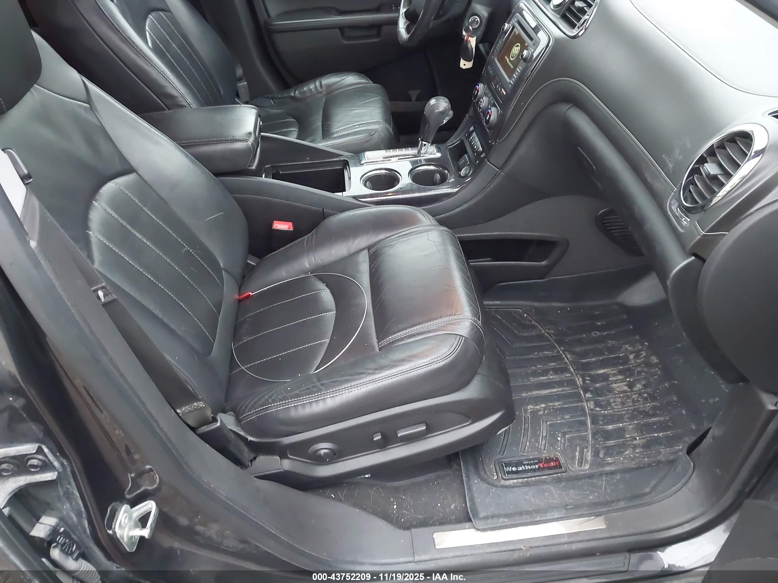 BUICK ENCLAVE image 5